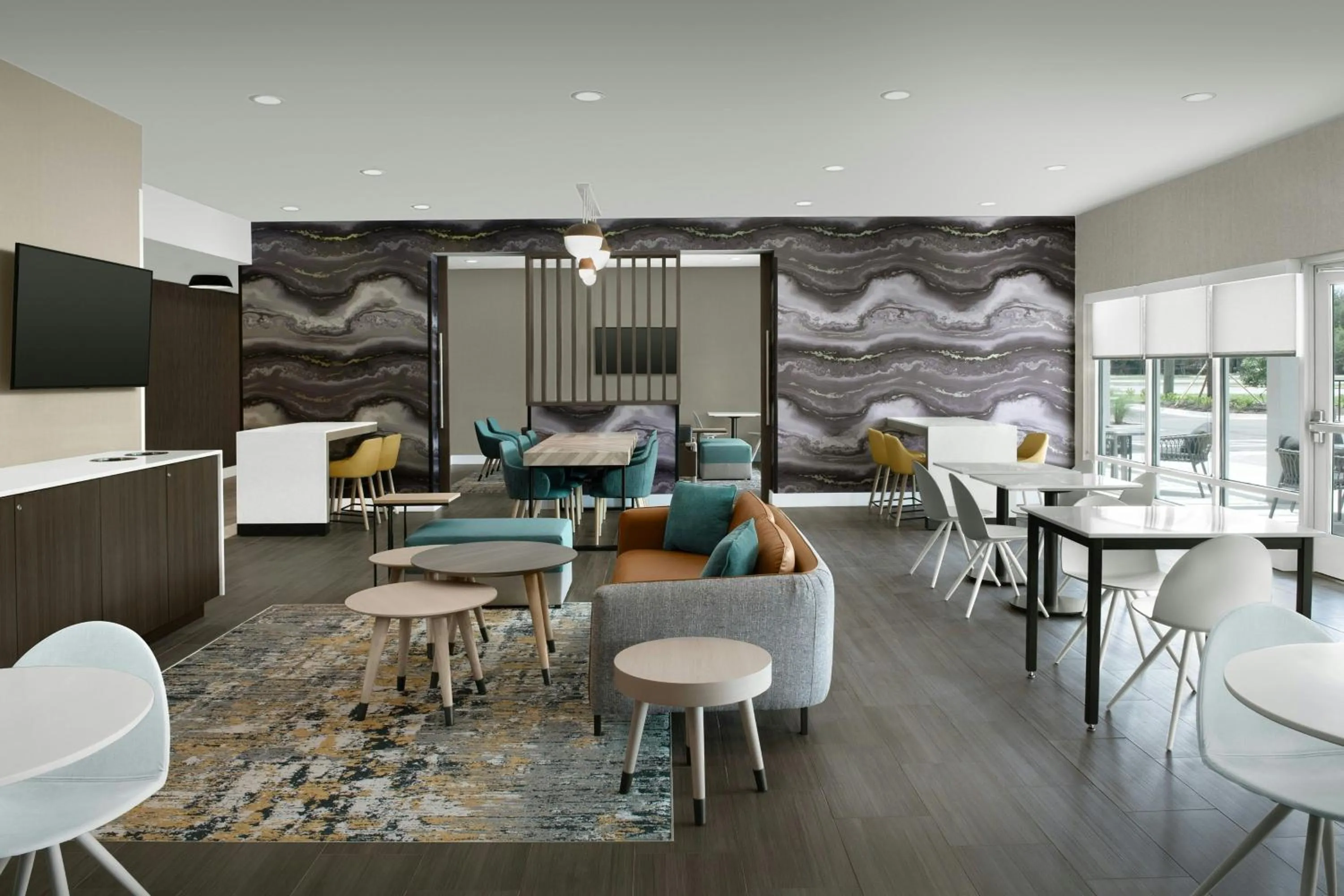 Breakfast in TownePlace Suites By Marriott Lake City