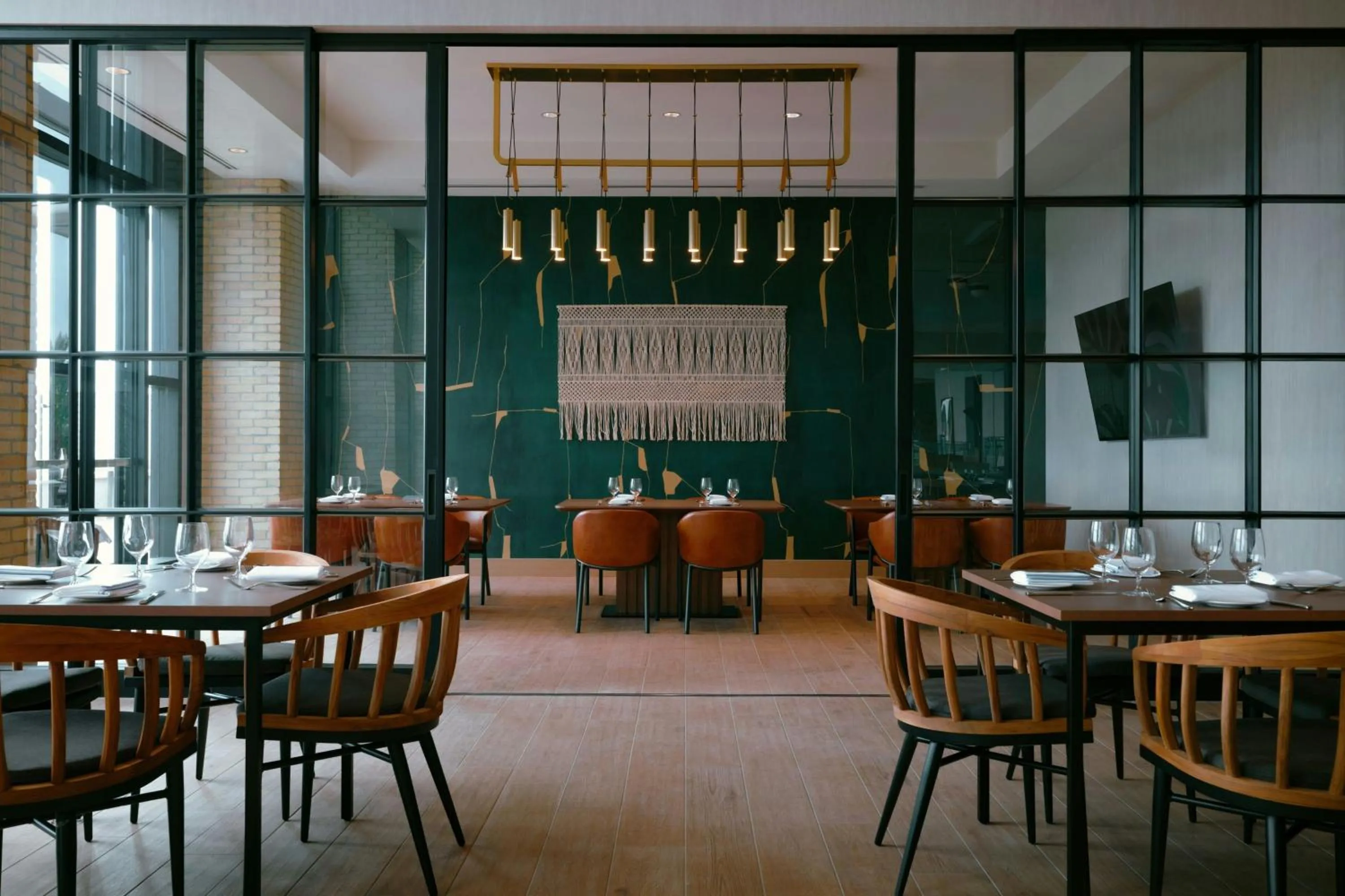 Lounge or bar in Gaylord Pacific Resort & Convention Center