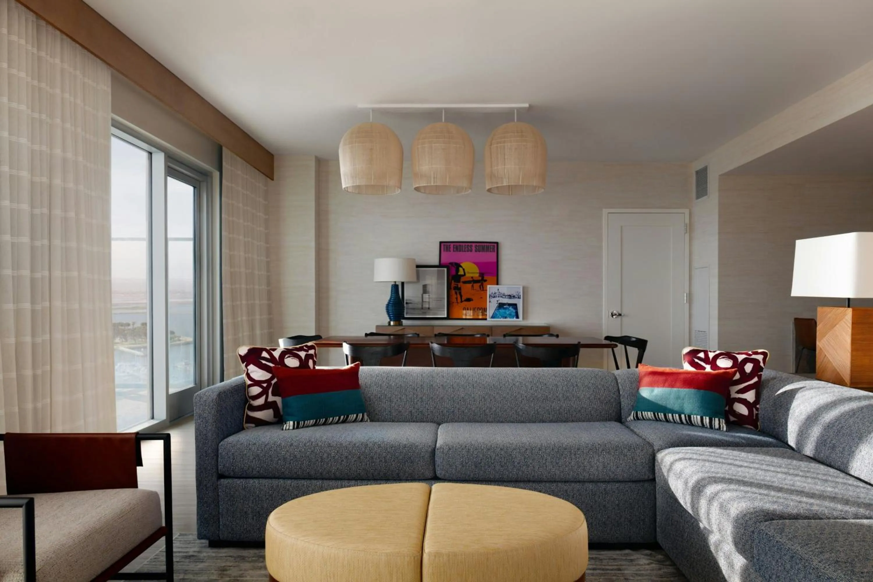 Living room in Gaylord Pacific Resort & Convention Center