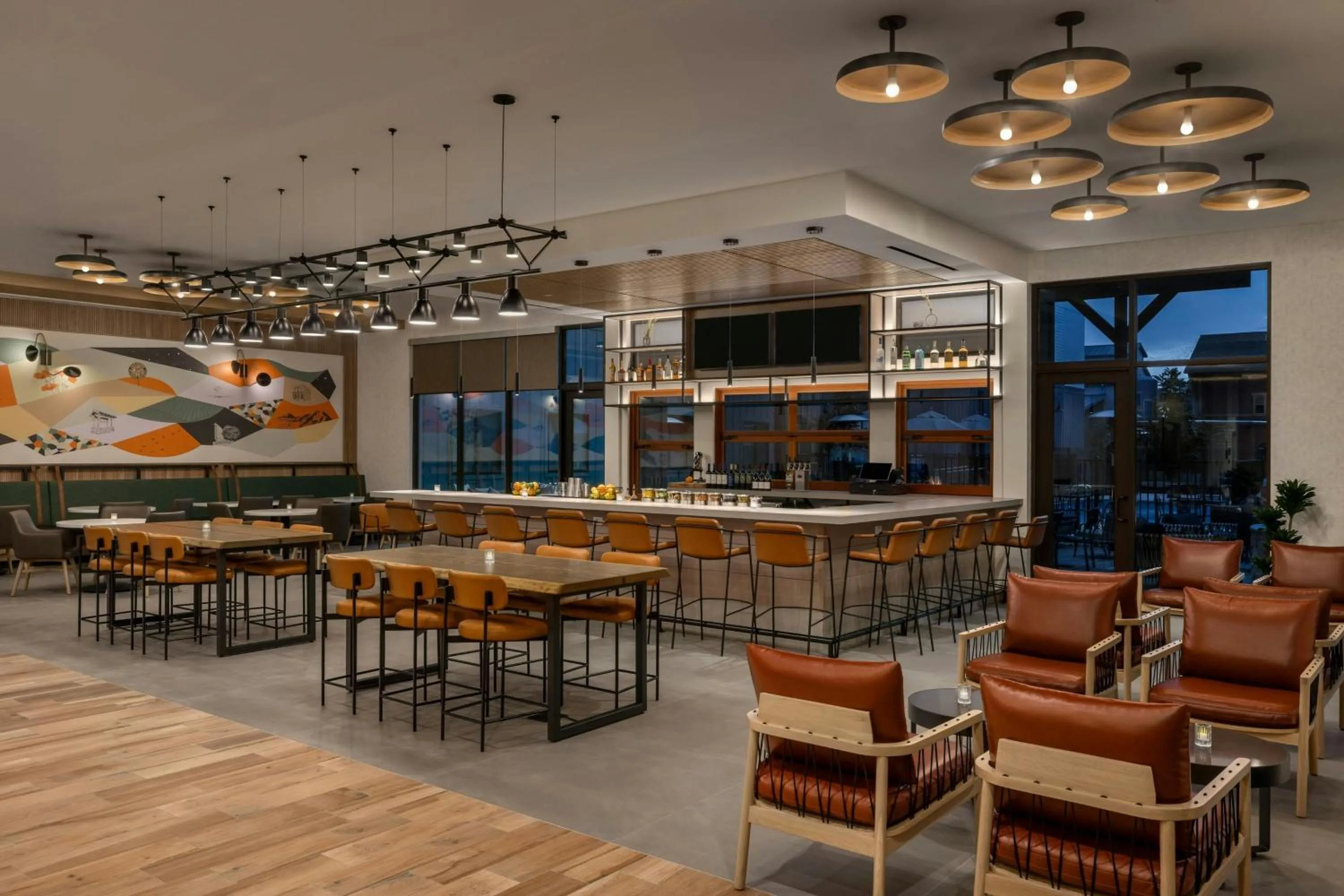 Lounge or bar in SpringHill Suites by Marriott San Luis Obispo
