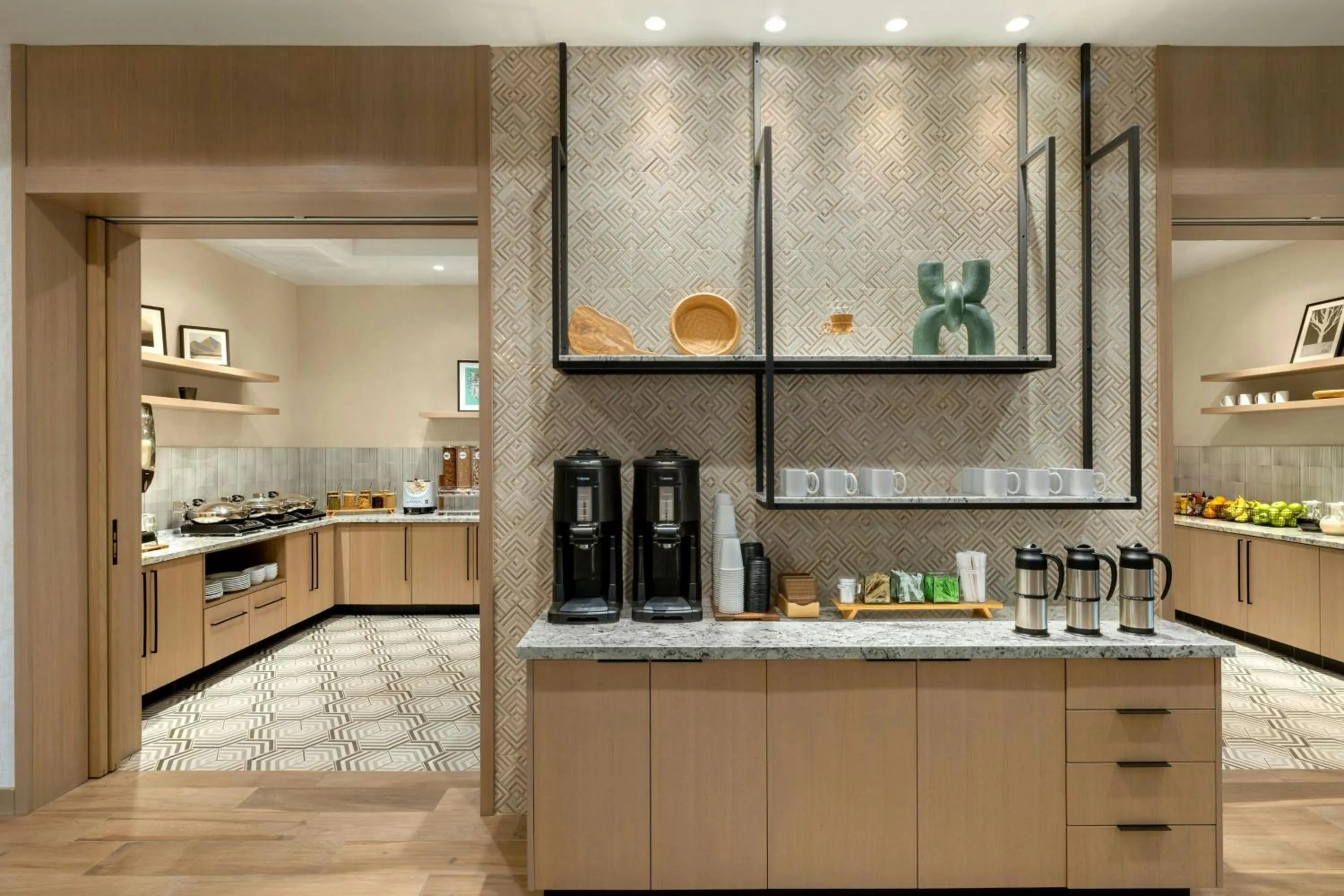 Restaurant/places to eat in Residence Inn by Marriott San Luis Obispo