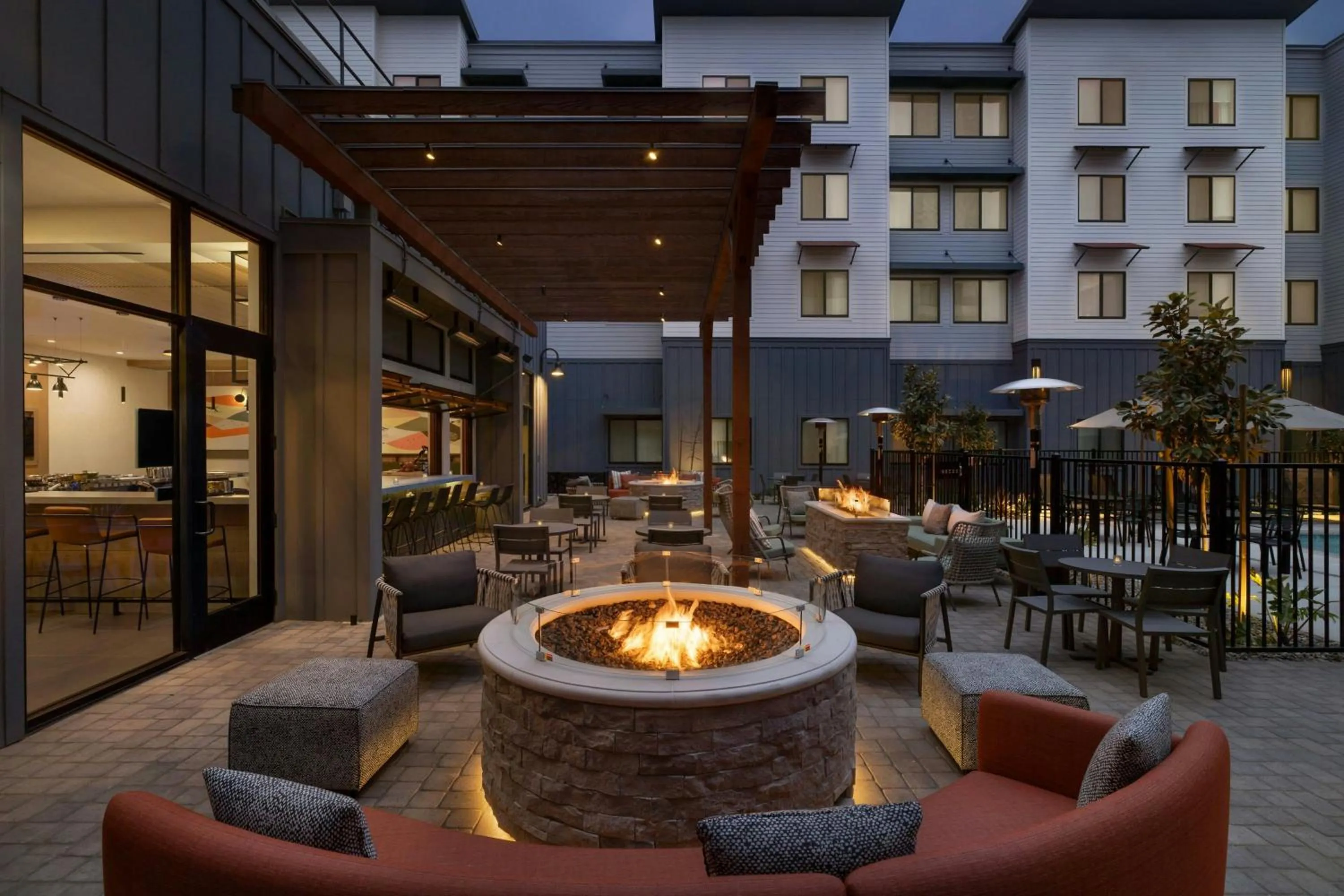 Lounge or bar in Residence Inn by Marriott San Luis Obispo