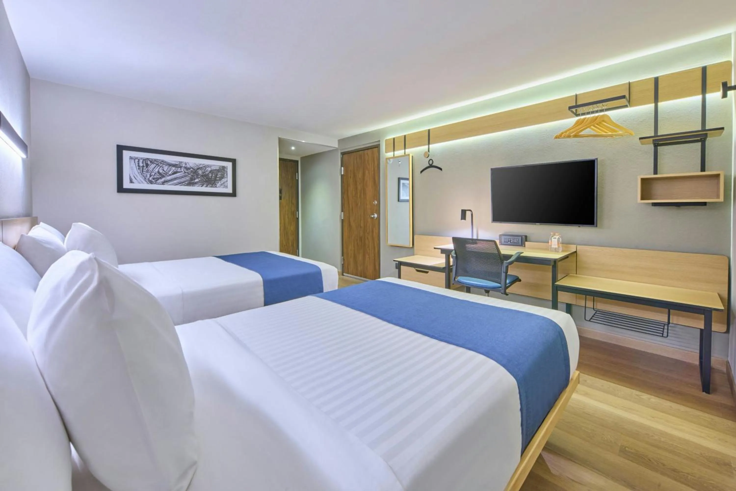 Photo of the whole room, Bed in City Express by Marriott Tijuana El Florido