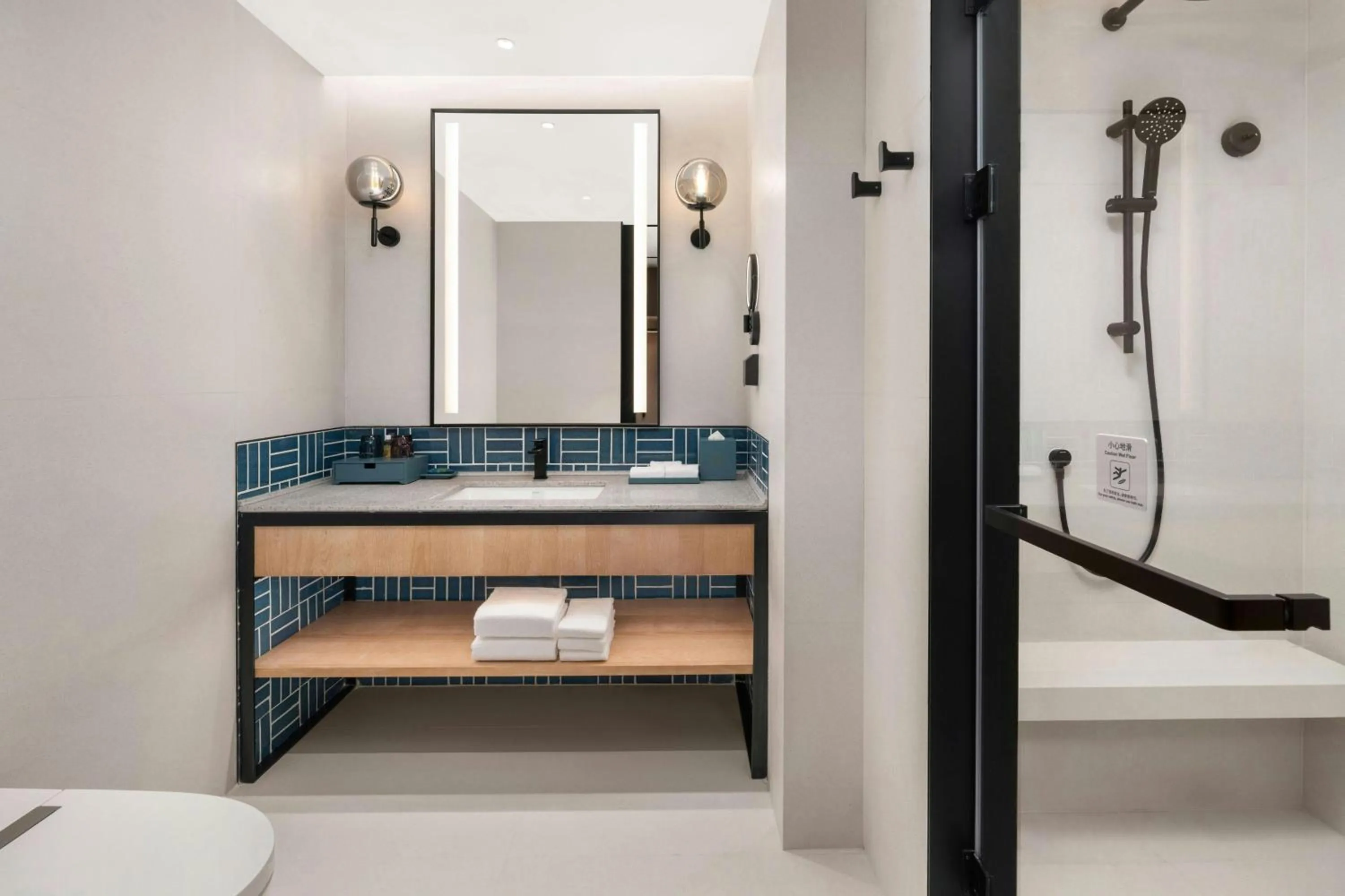 Photo of the whole room in Four Points by Sheraton Yancheng, Jianhu