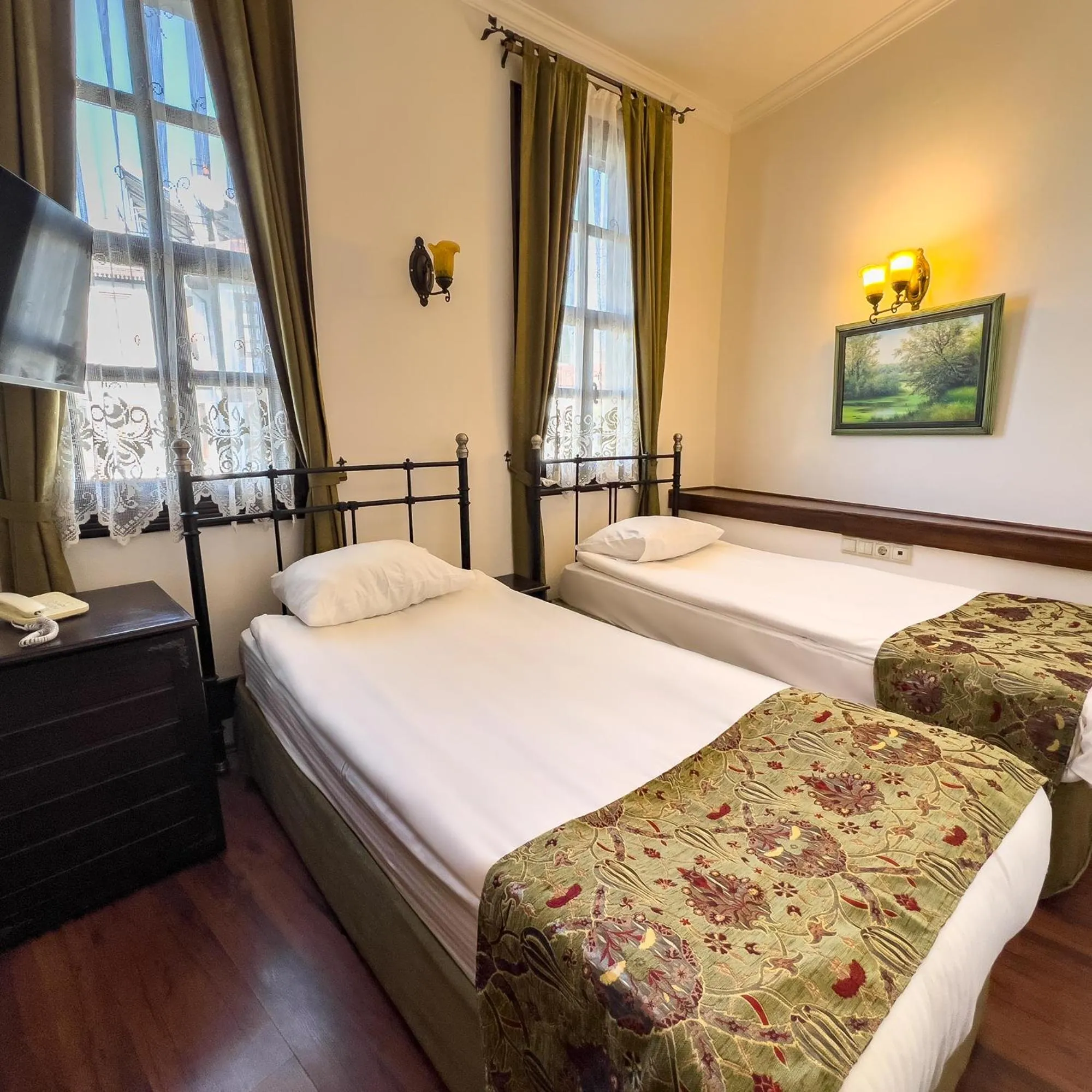 Bed in Morea Kaleiçi-Adults Only