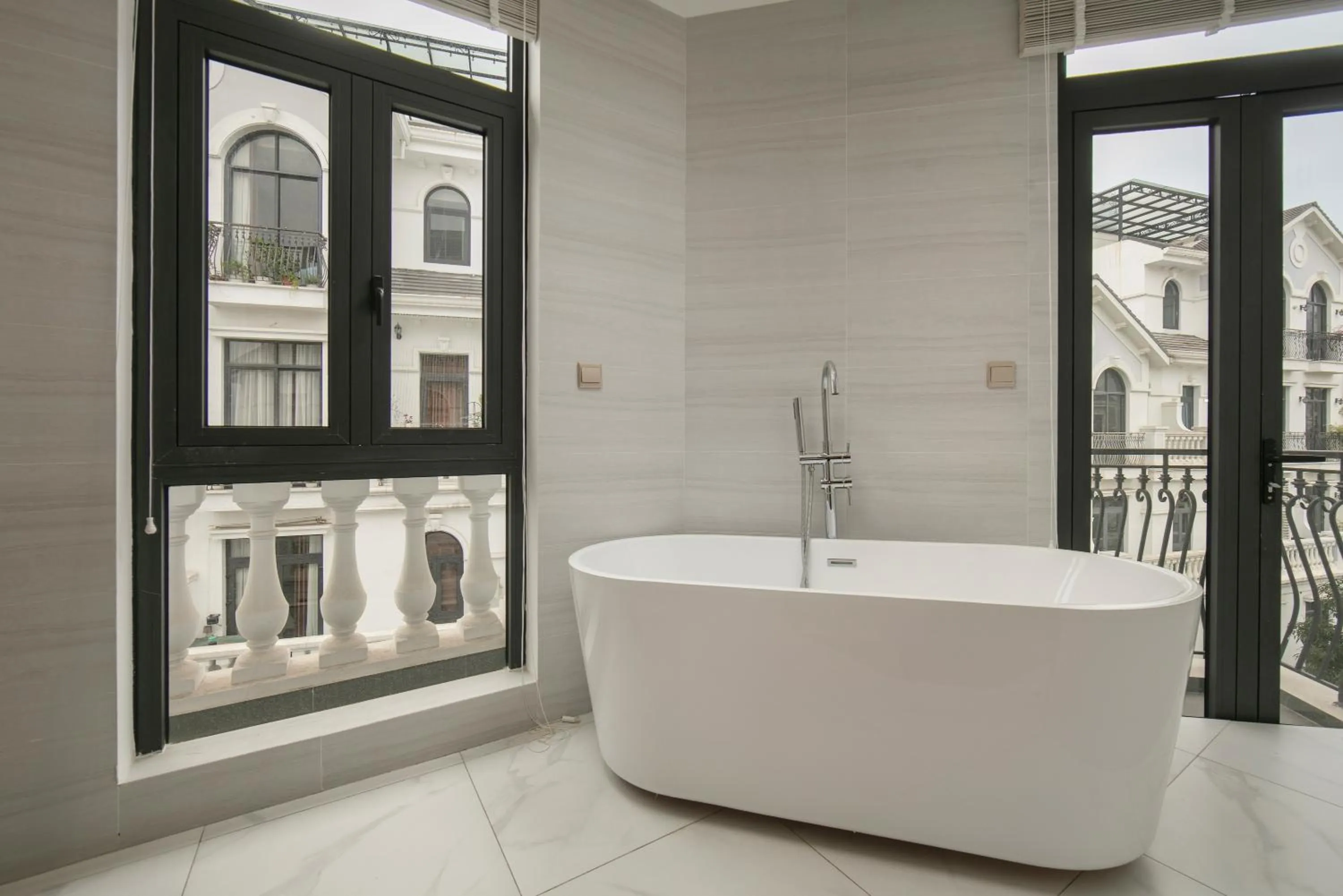 Shower in PCA HOTEL 1 - Vinhomes Ocean Park