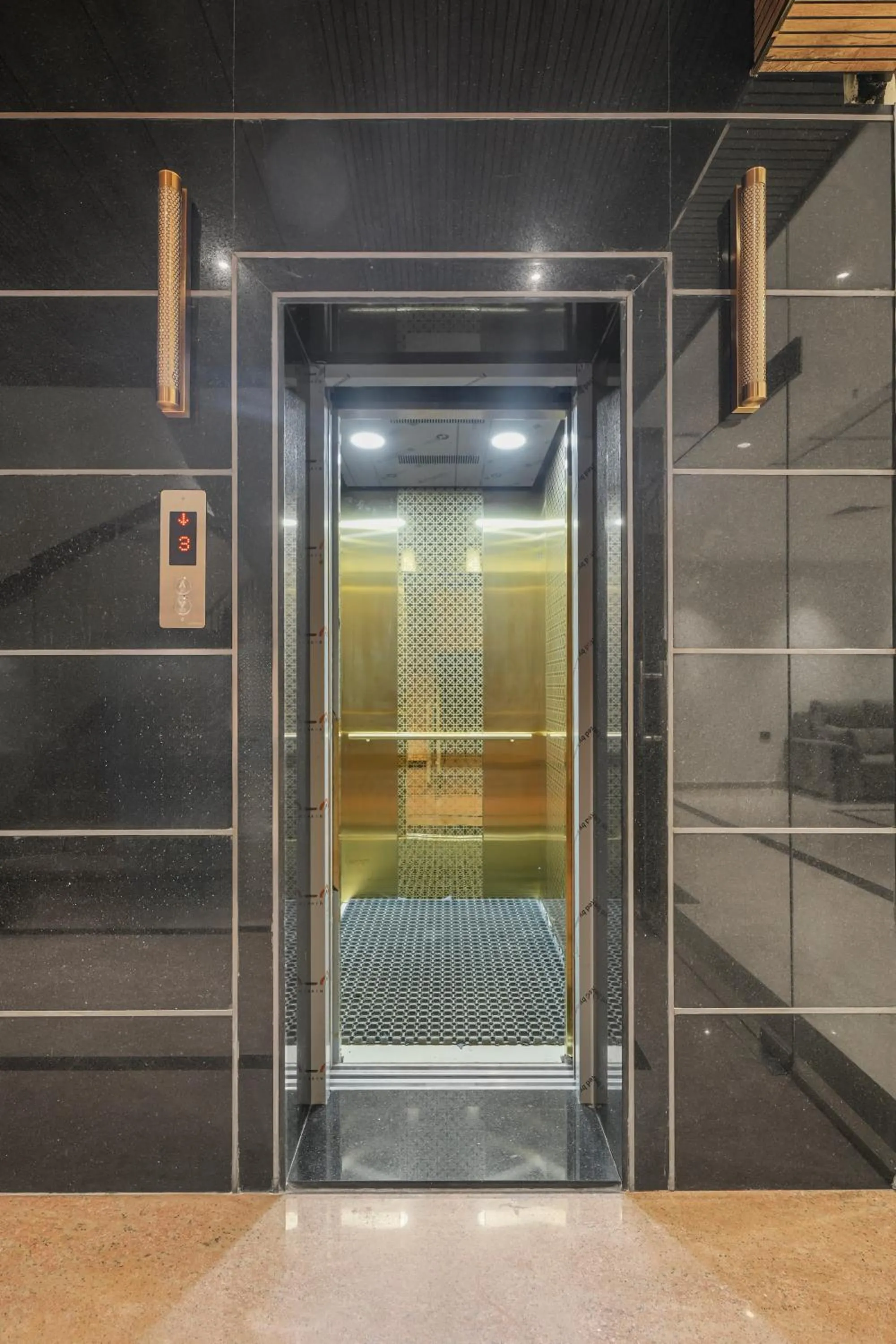 elevator in Hotel Grand Kasturi