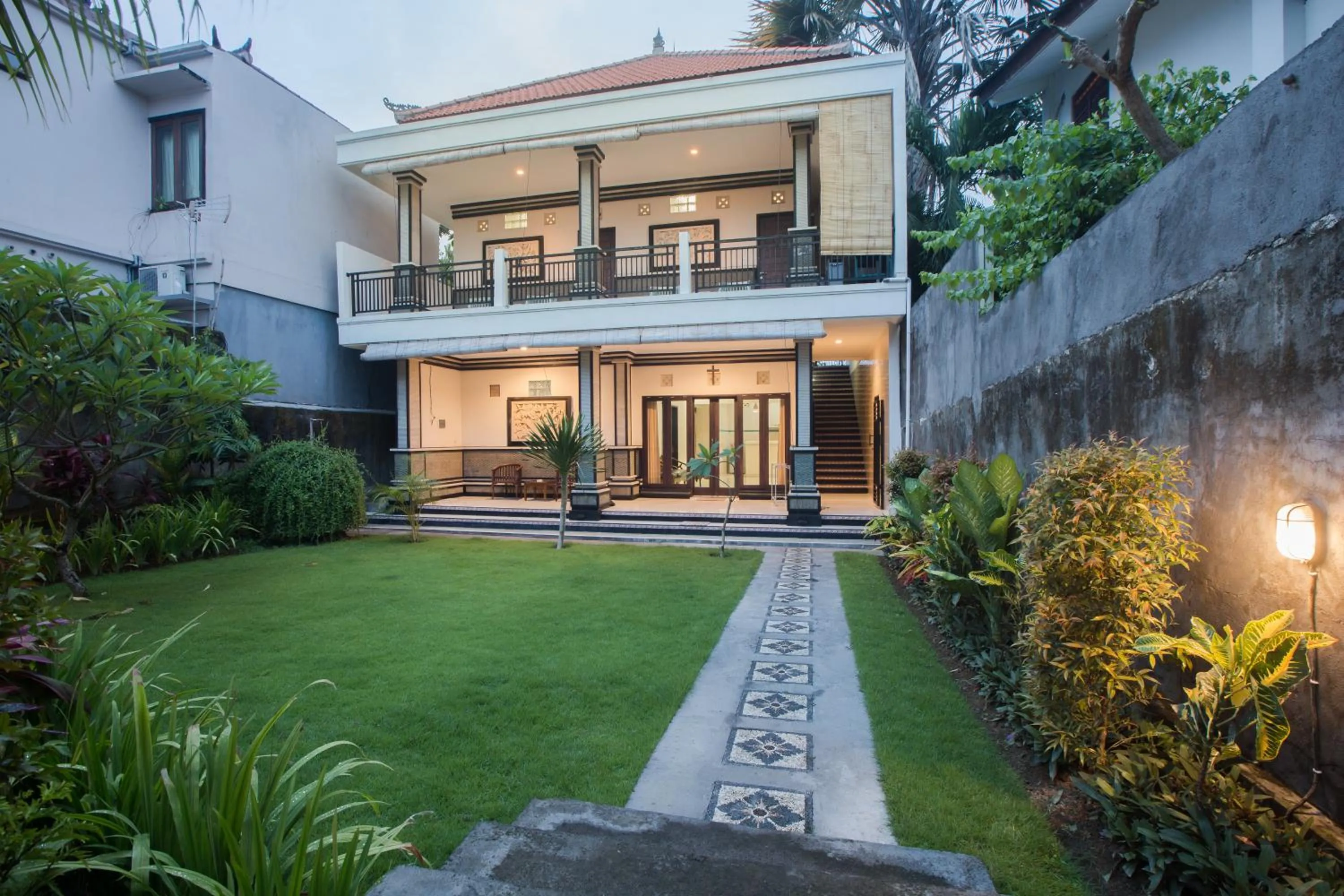 Property building in Wingsu Guest House