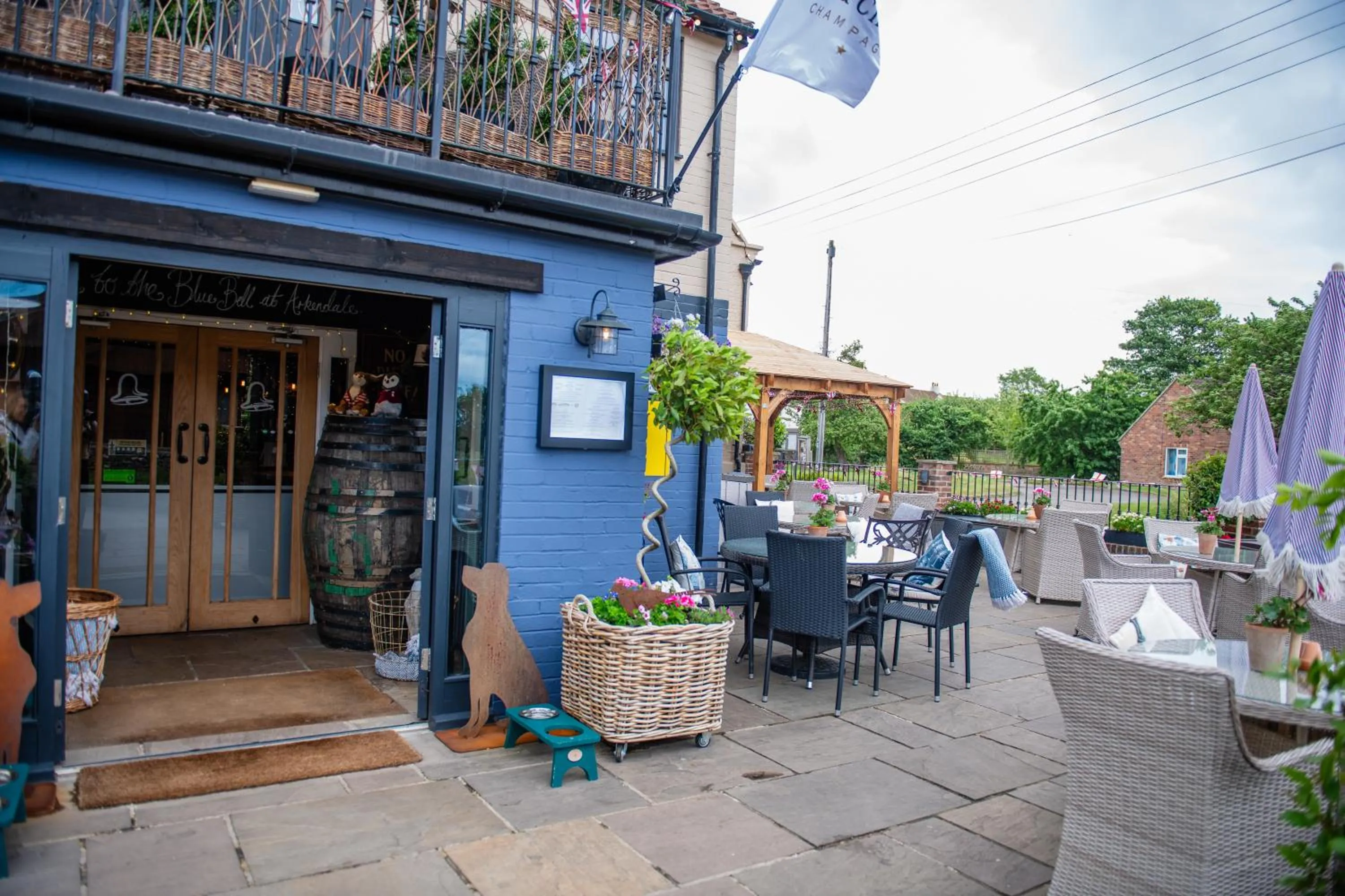 Facade/entrance in Blue Bell Country Inn