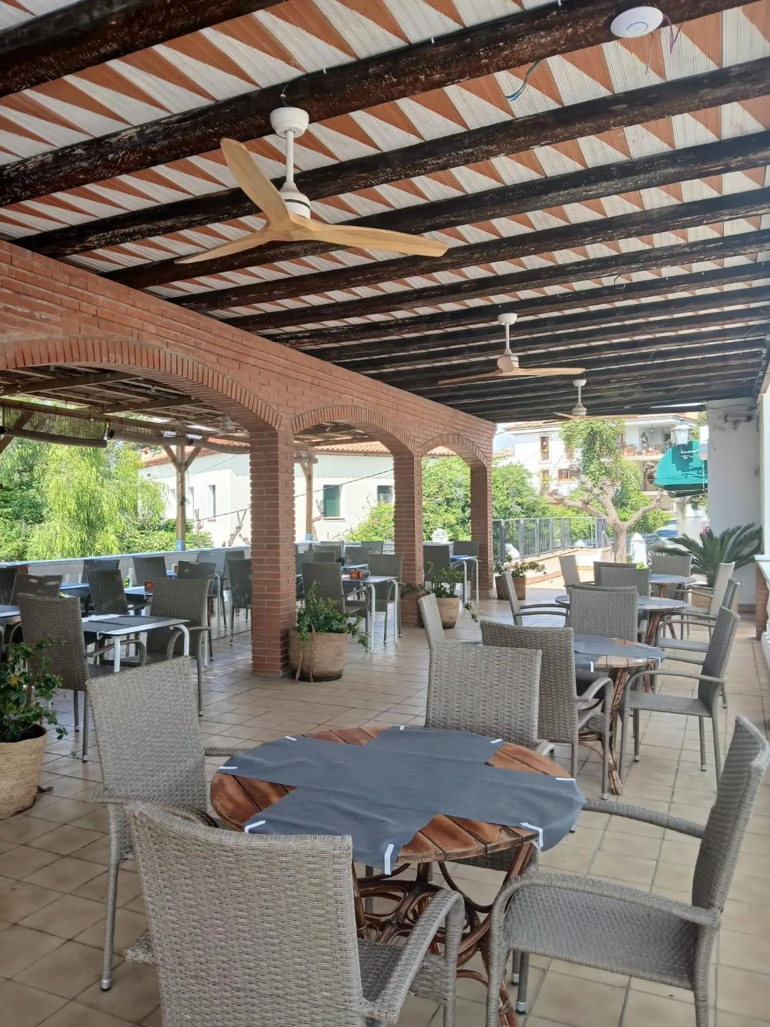 Restaurant/places to eat in San Martin