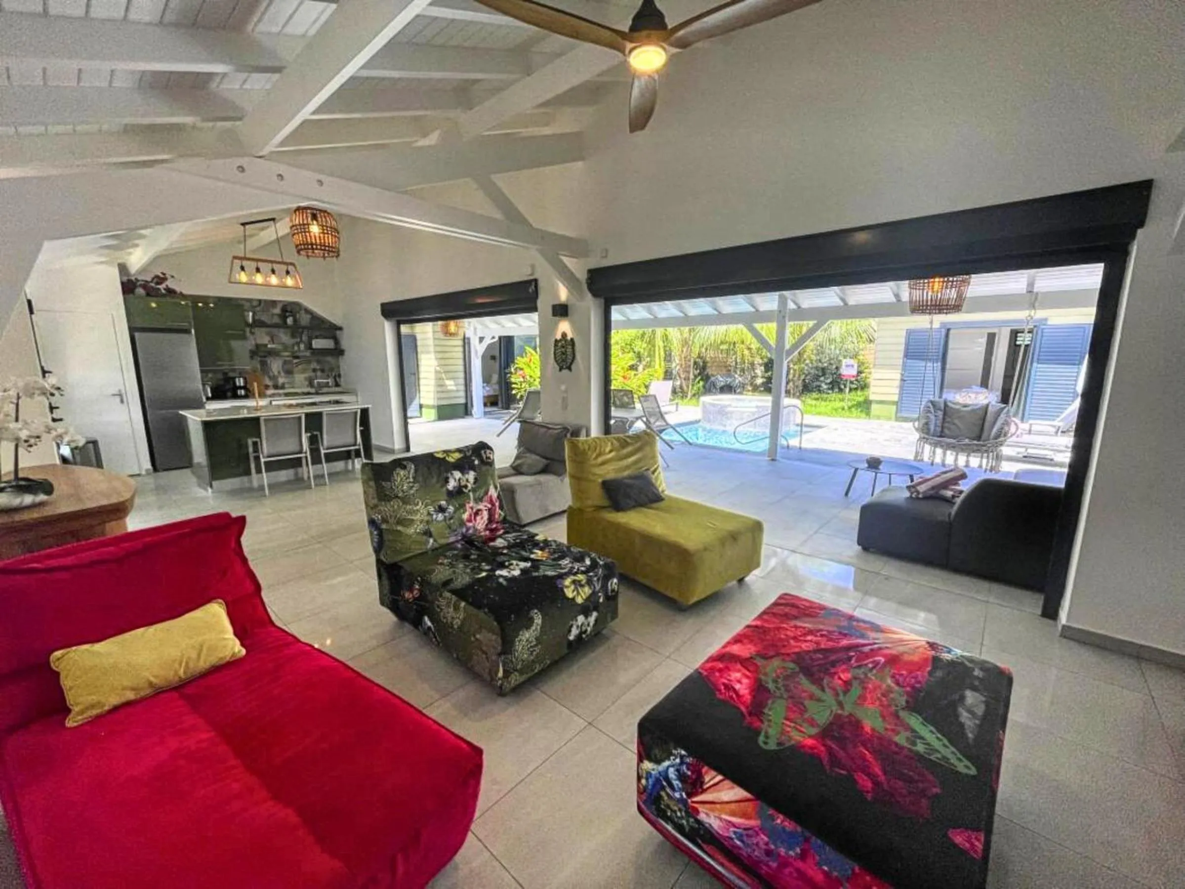 Living room in Majesty Palm Hôtel