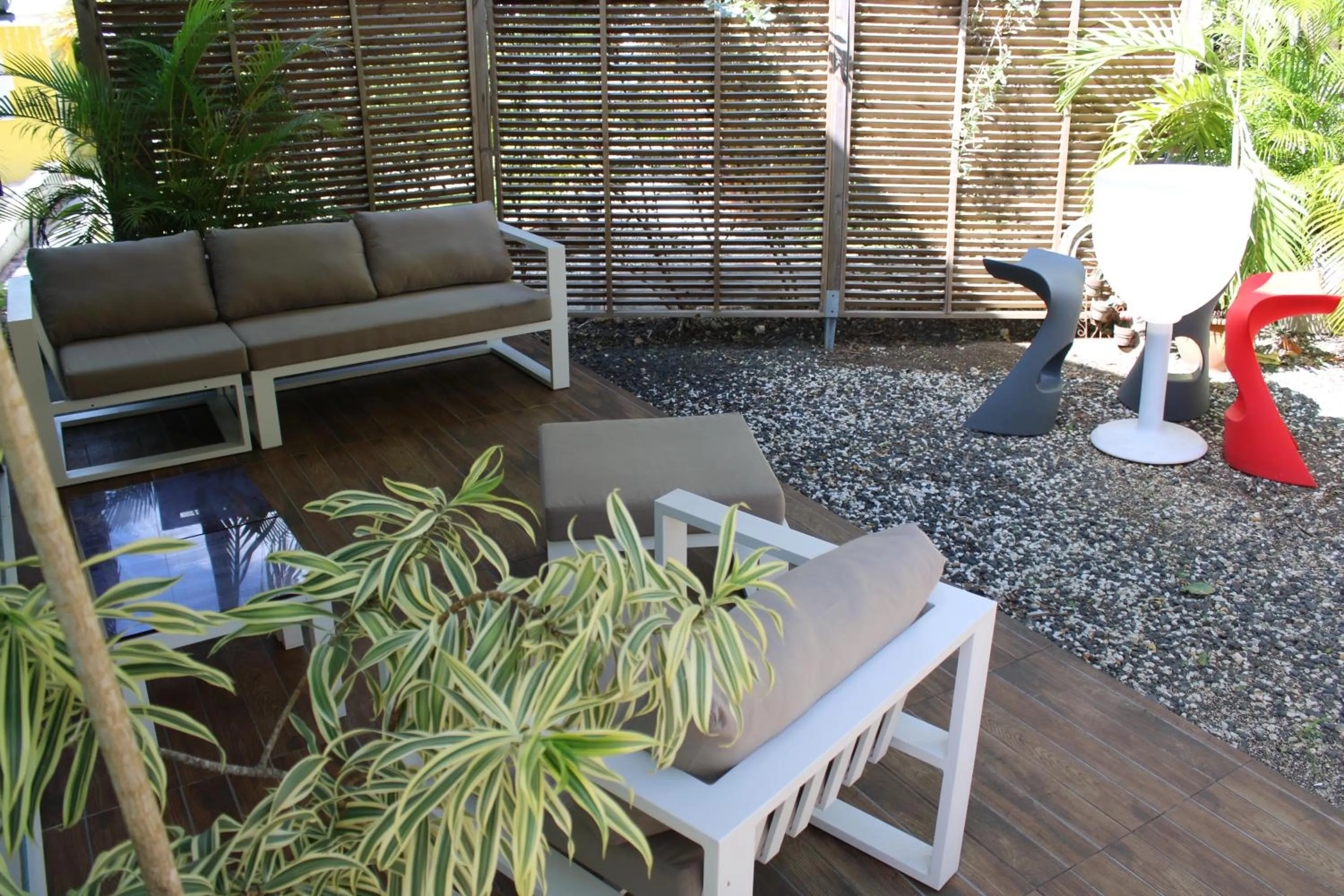 Patio in Majesty Palm Hôtel