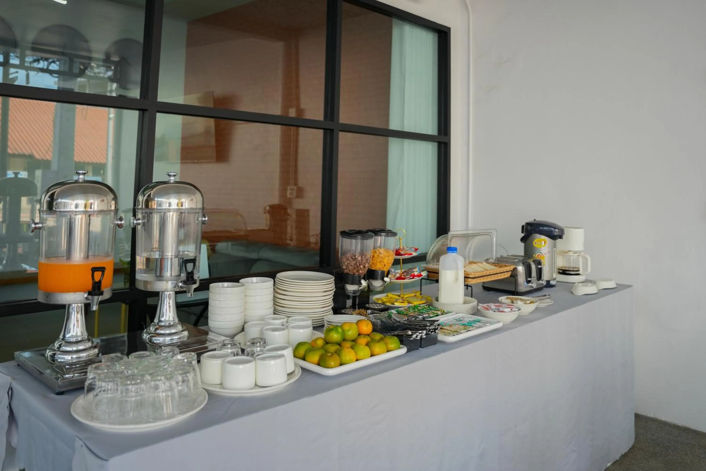 Breakfast in R2 Bed and Pool Kanchanaburi