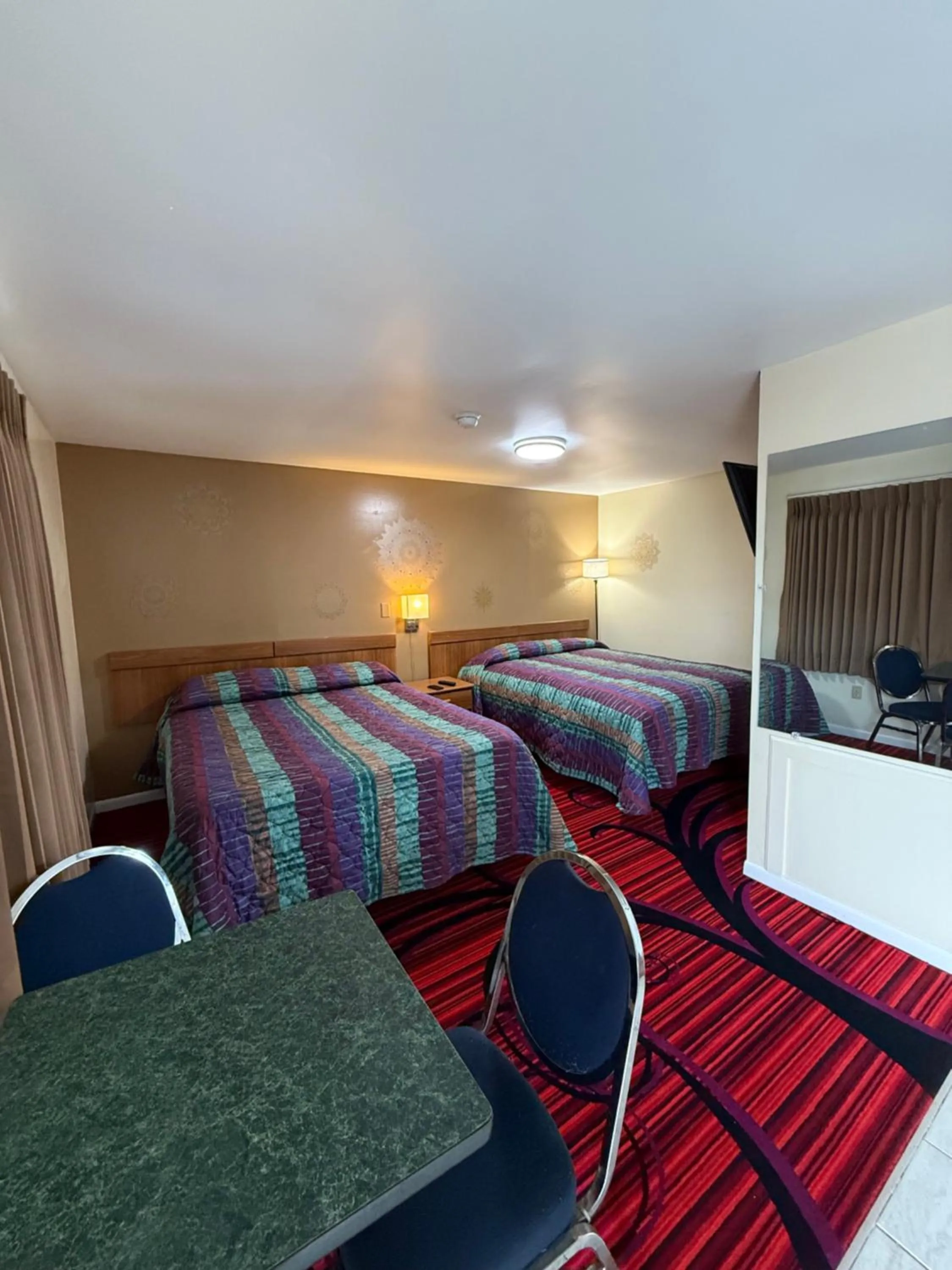 Bed in First State Inn