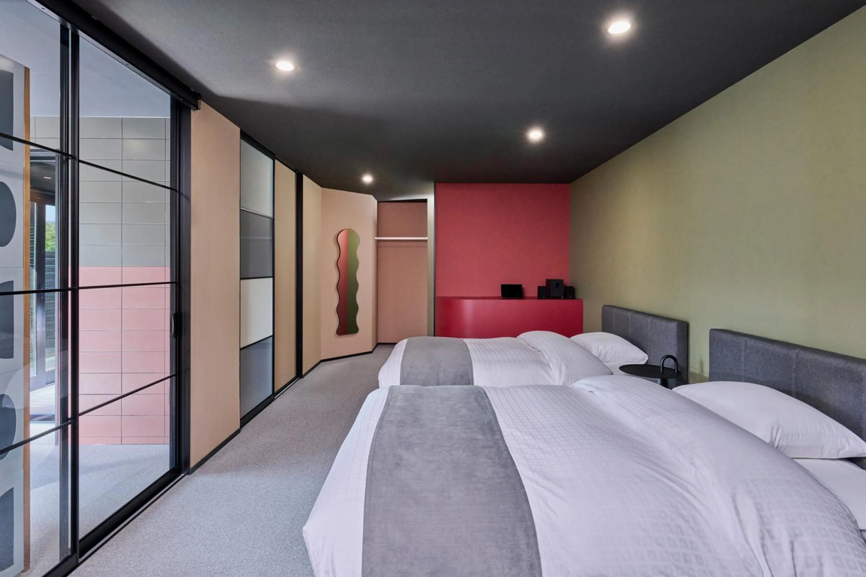 Photo of the whole room, Bed in Mt Fuji View and Private Sauna Ryokan Shizuku しずく