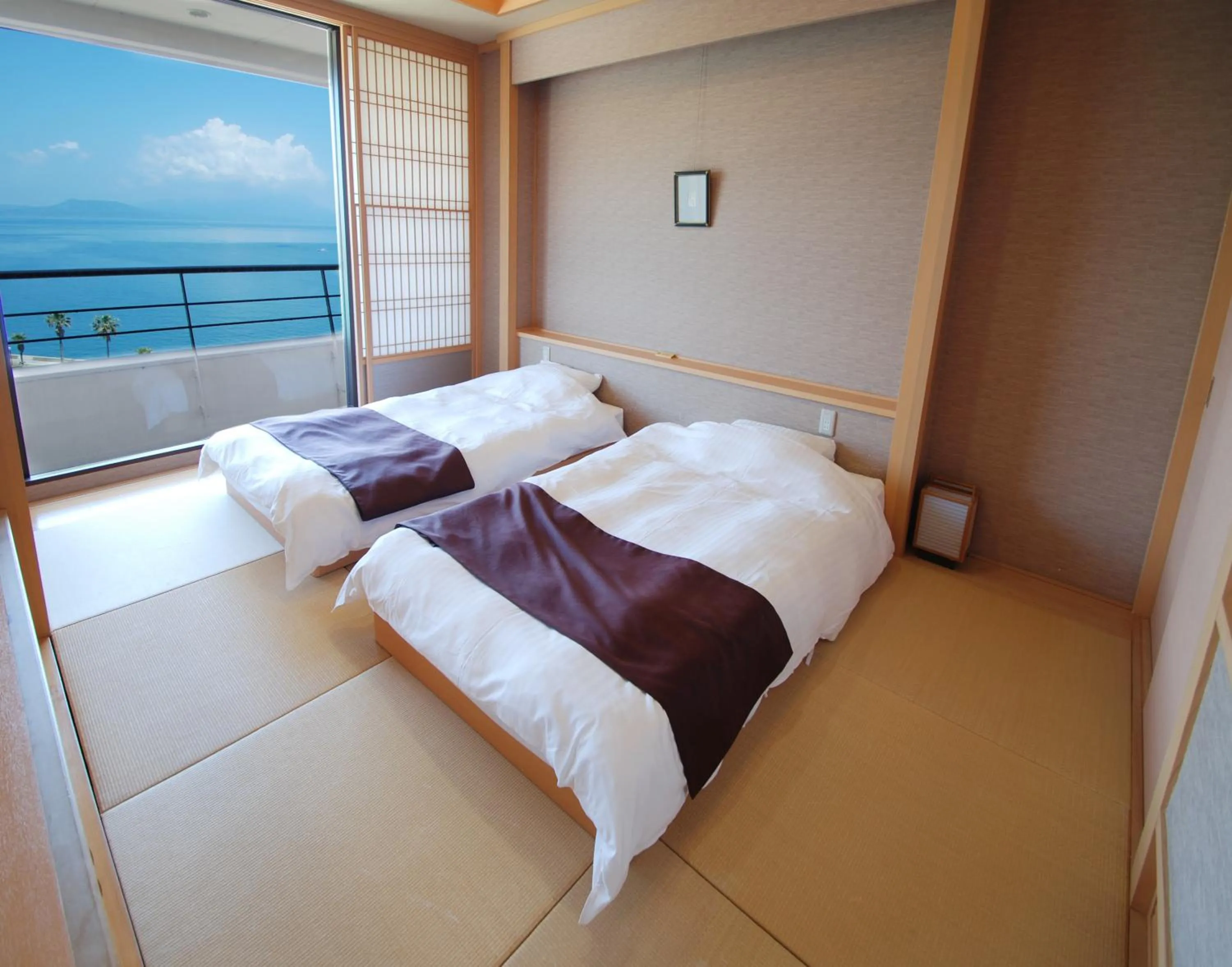 Photo of the whole room in Hotel Alegria Gardens Amakusa