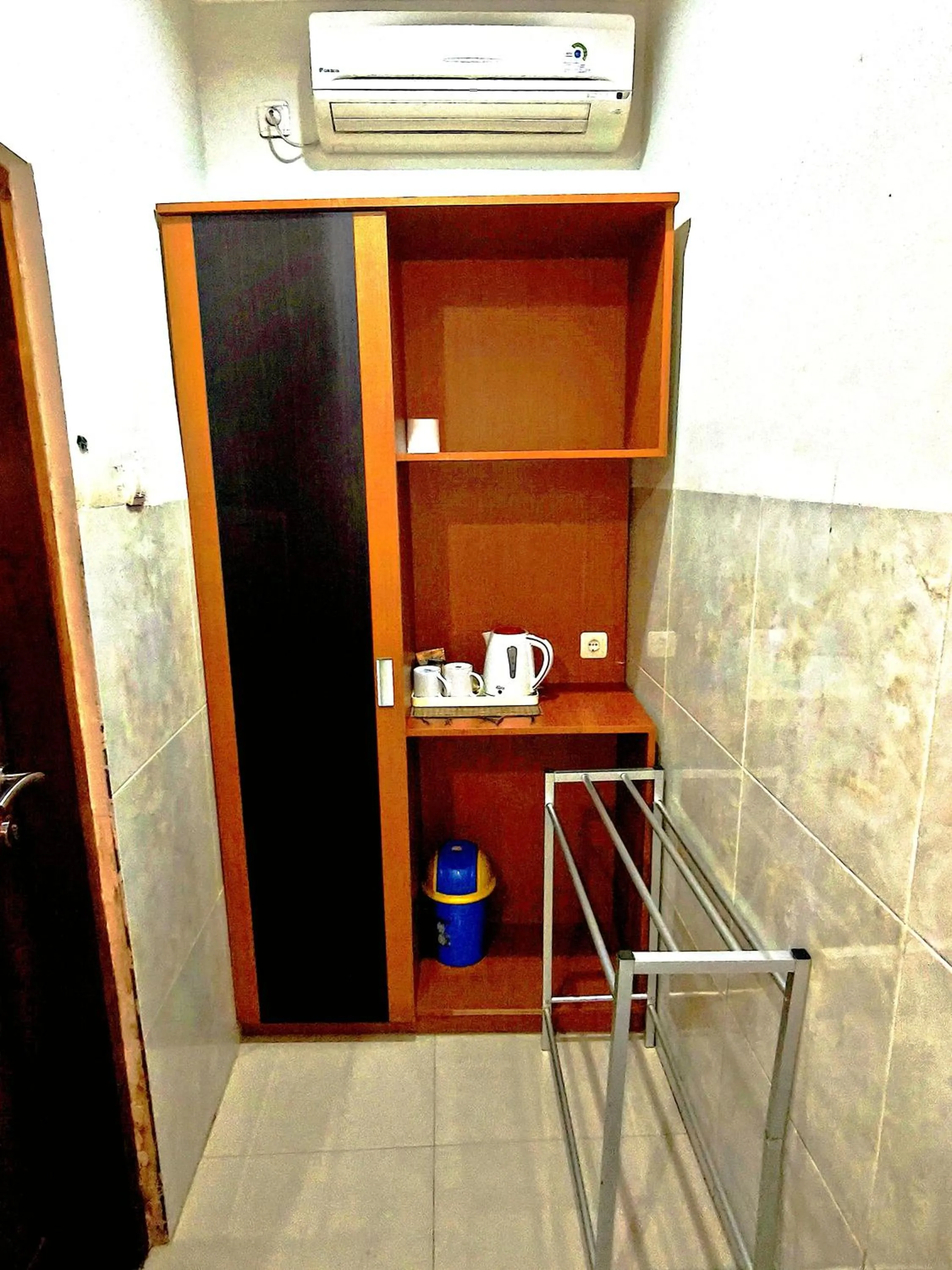 Kitchen or kitchenette in Jepun Segara Guest House