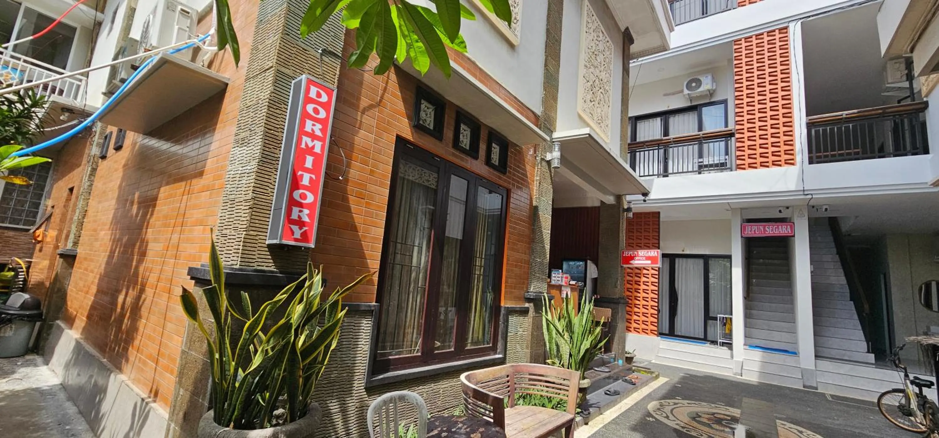 Lobby or reception in Jepun Segara Guest House