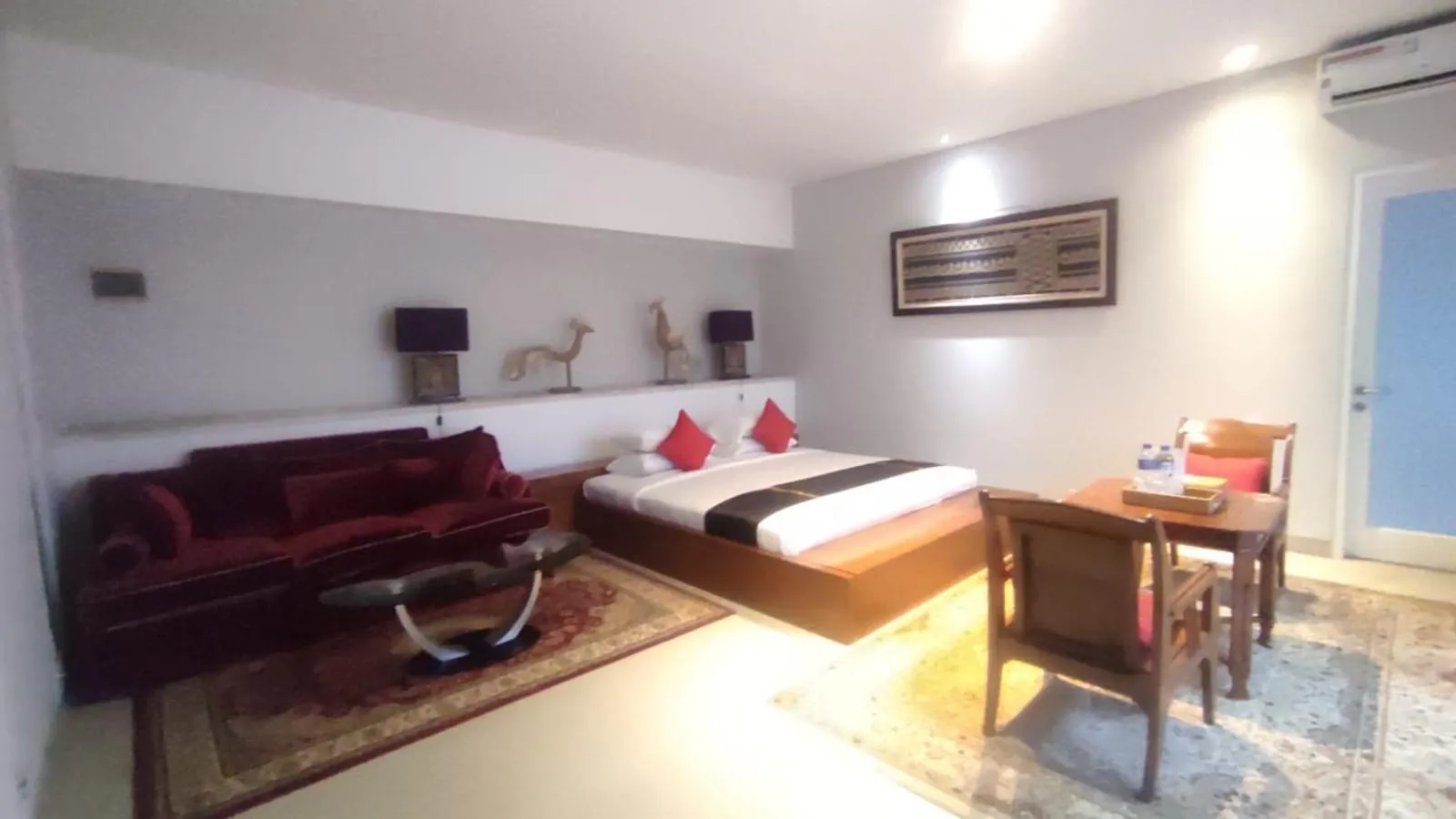 Bed in The Radian Villa