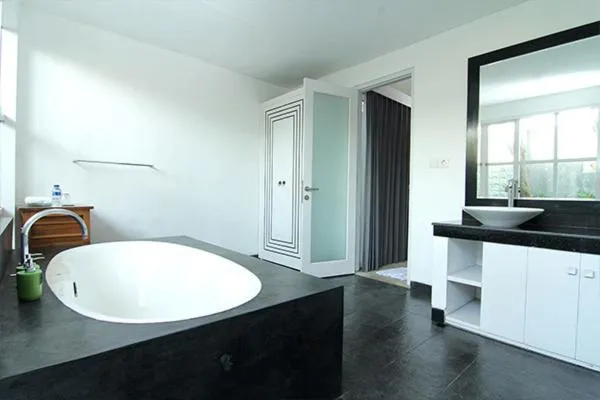 Bathroom in The Radian Villa
