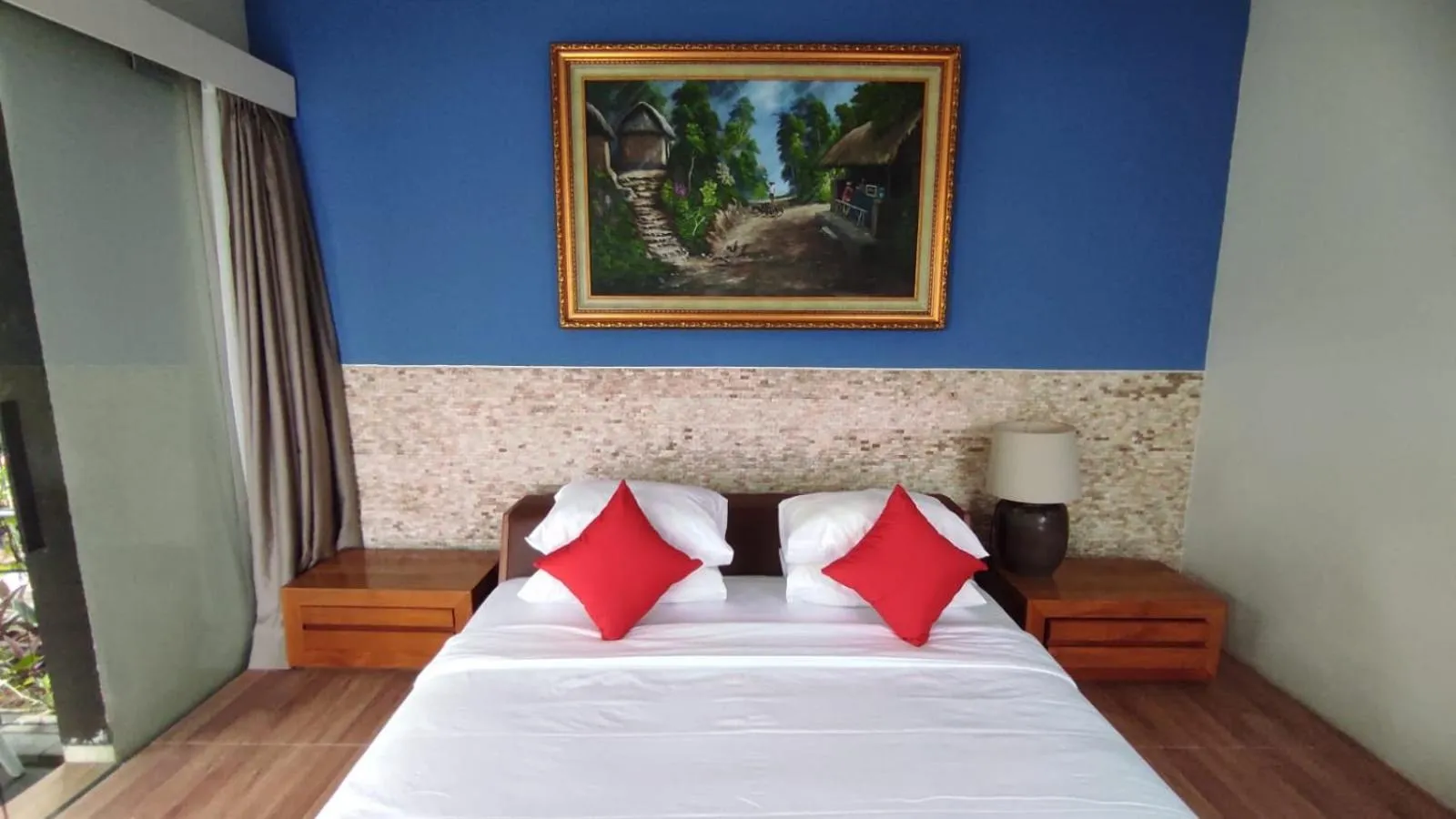 Bed in The Radian Villa