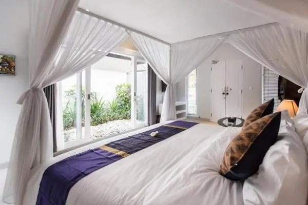 Bed in The Radian Villa