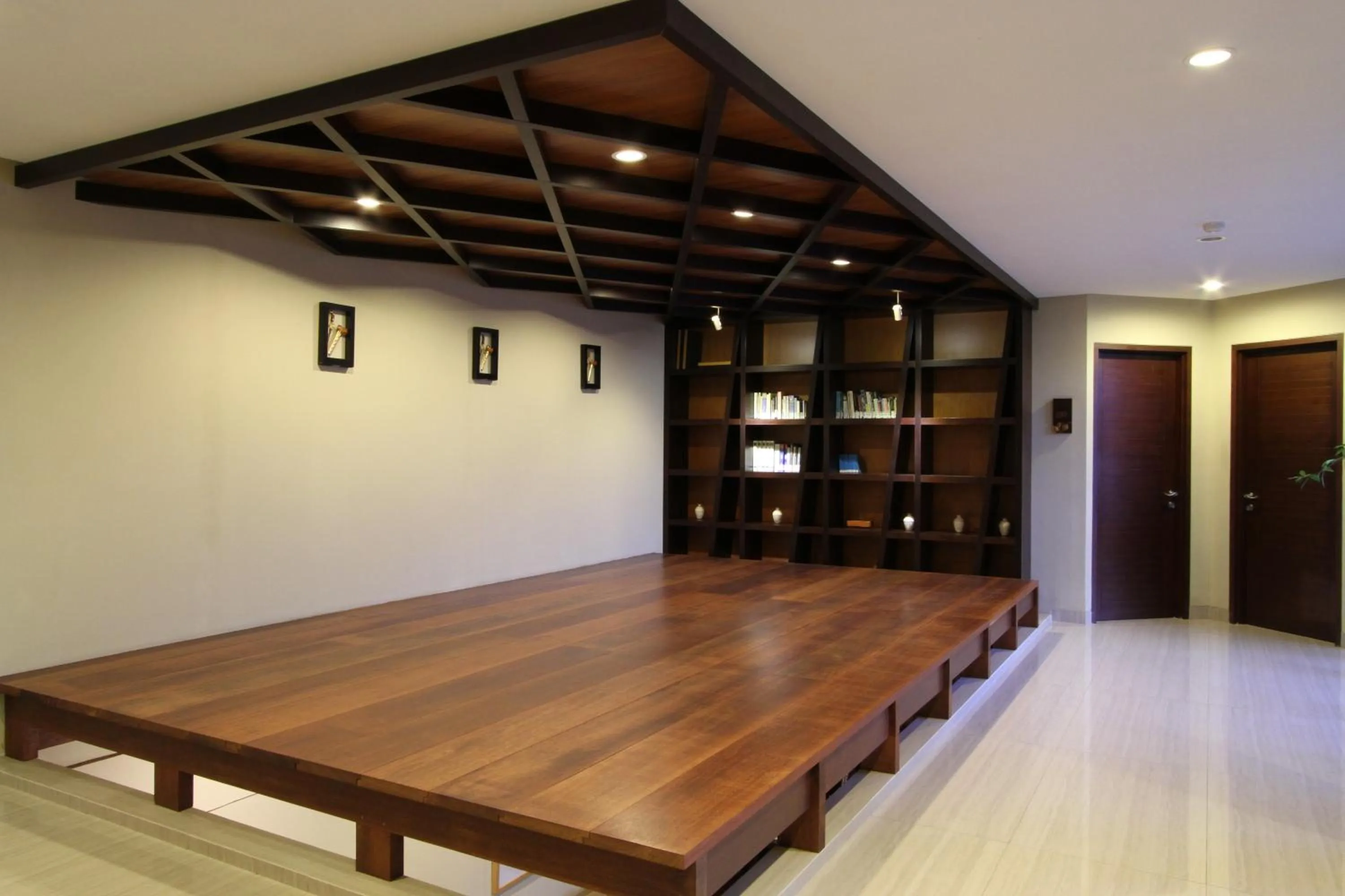 Restaurant/places to eat in Java Go Residence by Jiwa Jawa