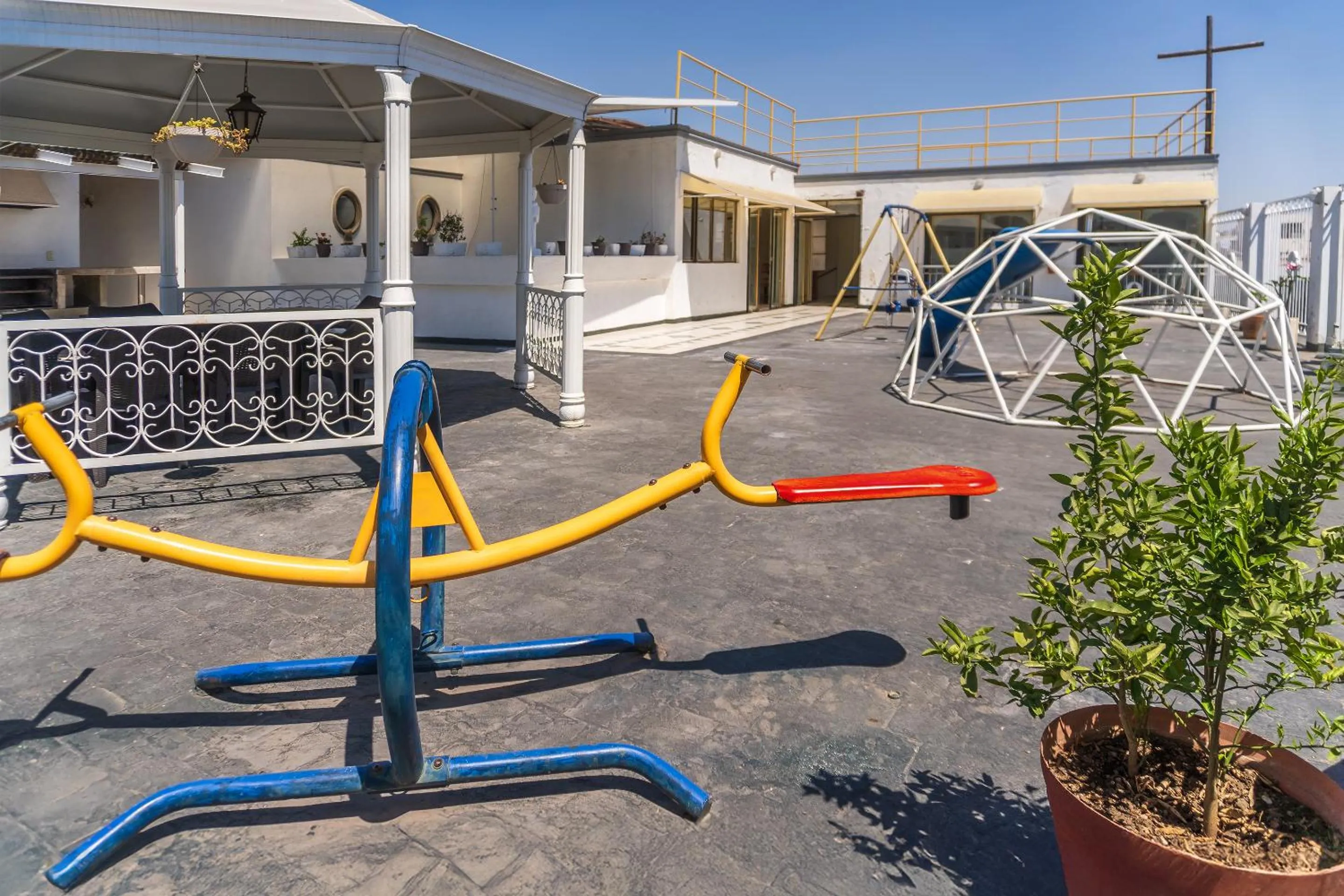 Children play ground in Capital O Nueva York, Guadalajara centro downtown