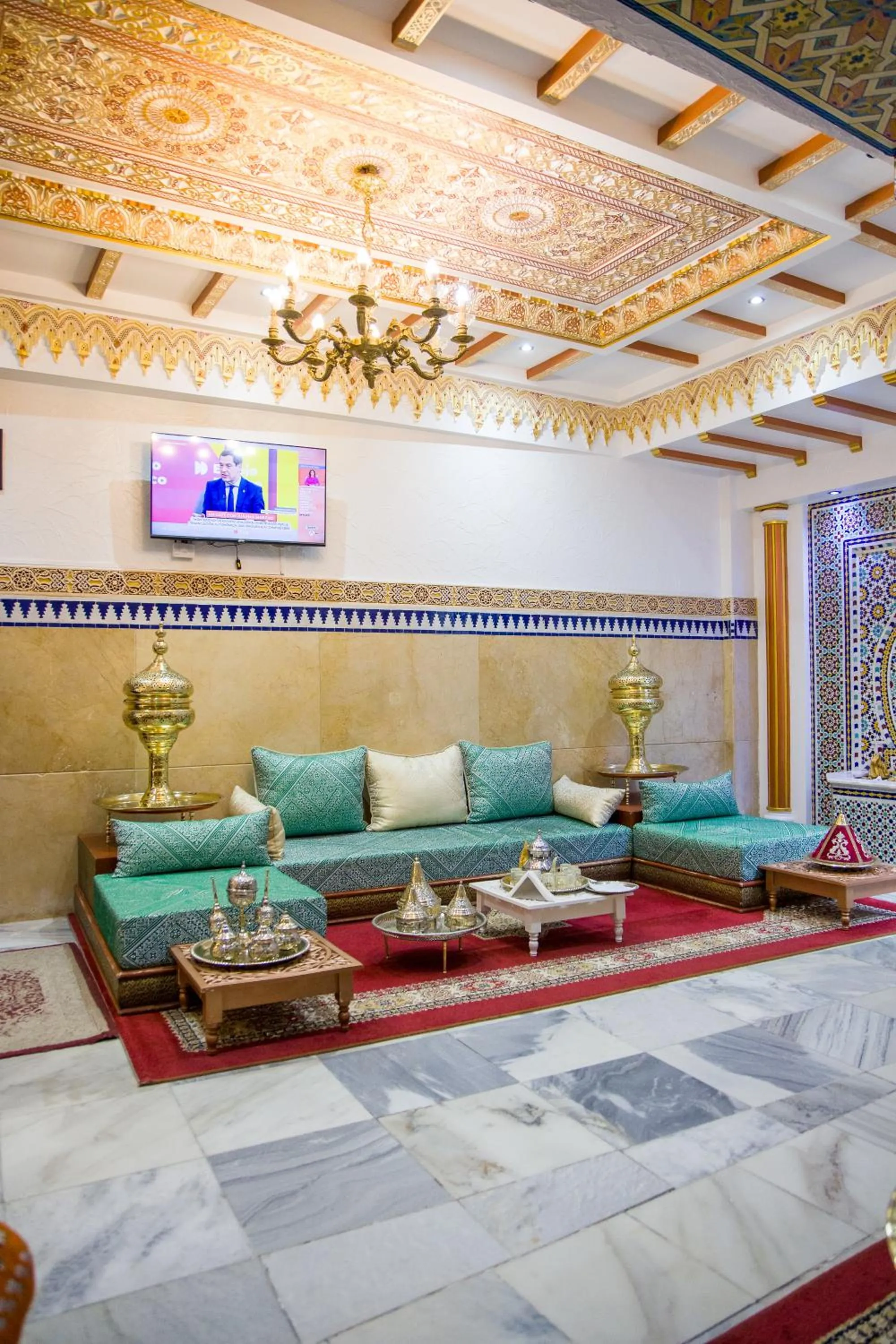 TV and multimedia in Mamora Bay