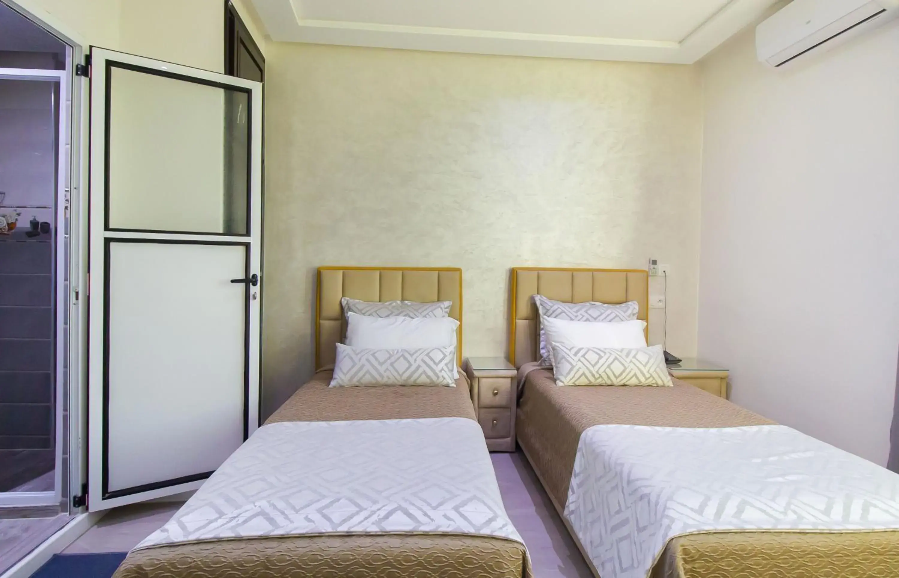 Standard Twin Room in Mamora Bay Standard Twin Room in Mamora Bay