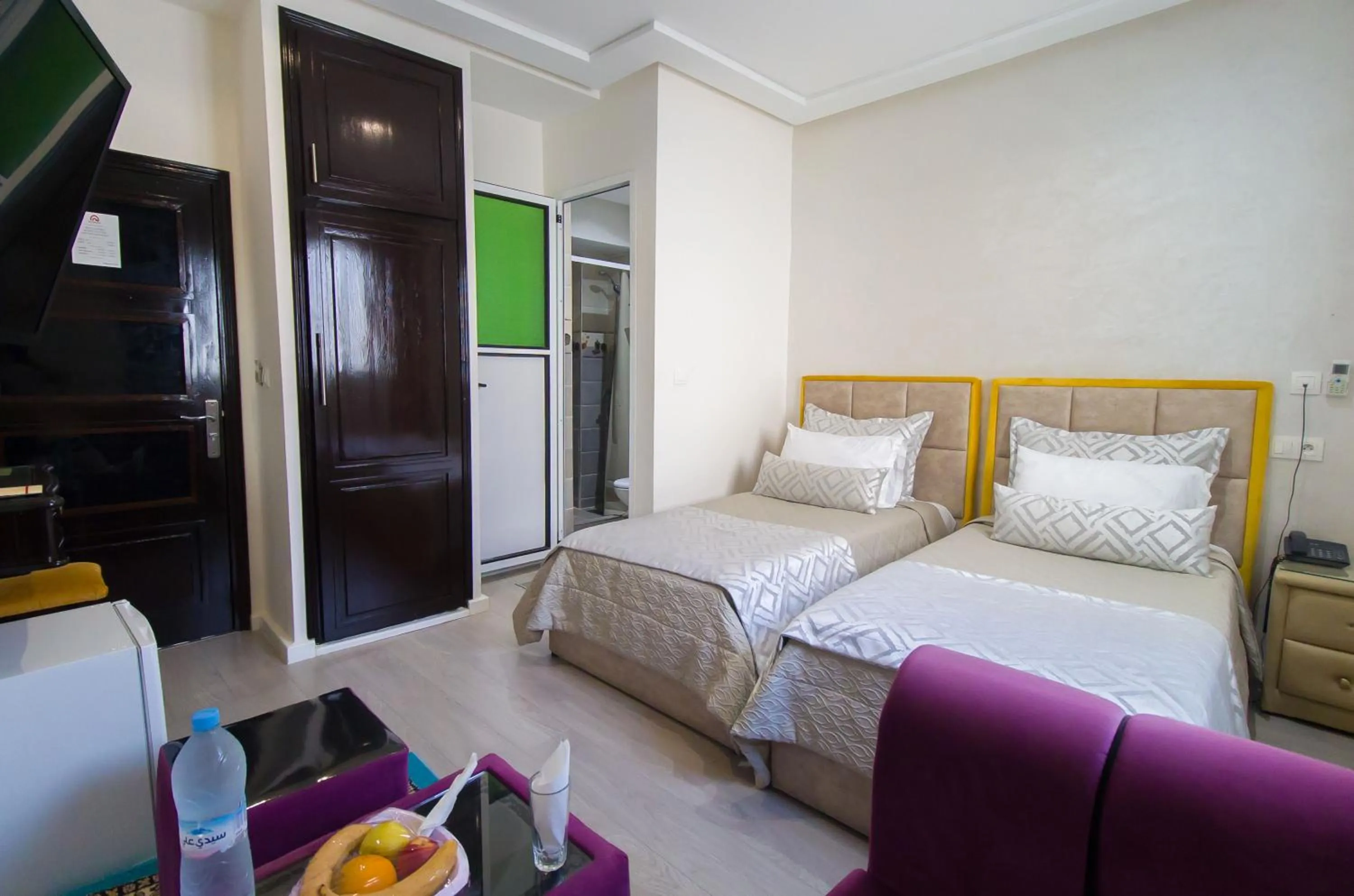 Photo of the whole room, Bed in Mamora Bay