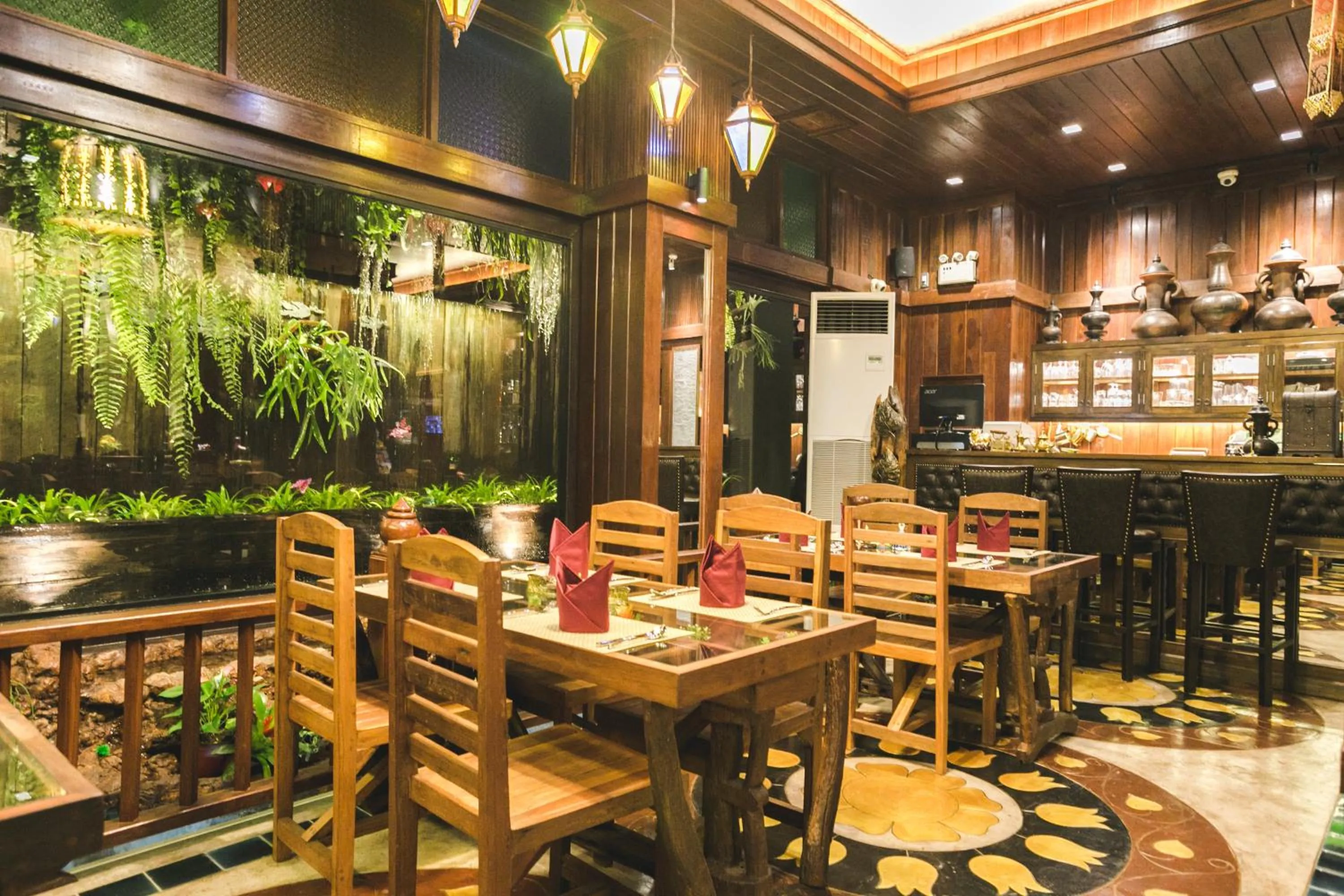 Restaurant/places to eat in Namton Boutique Hotel