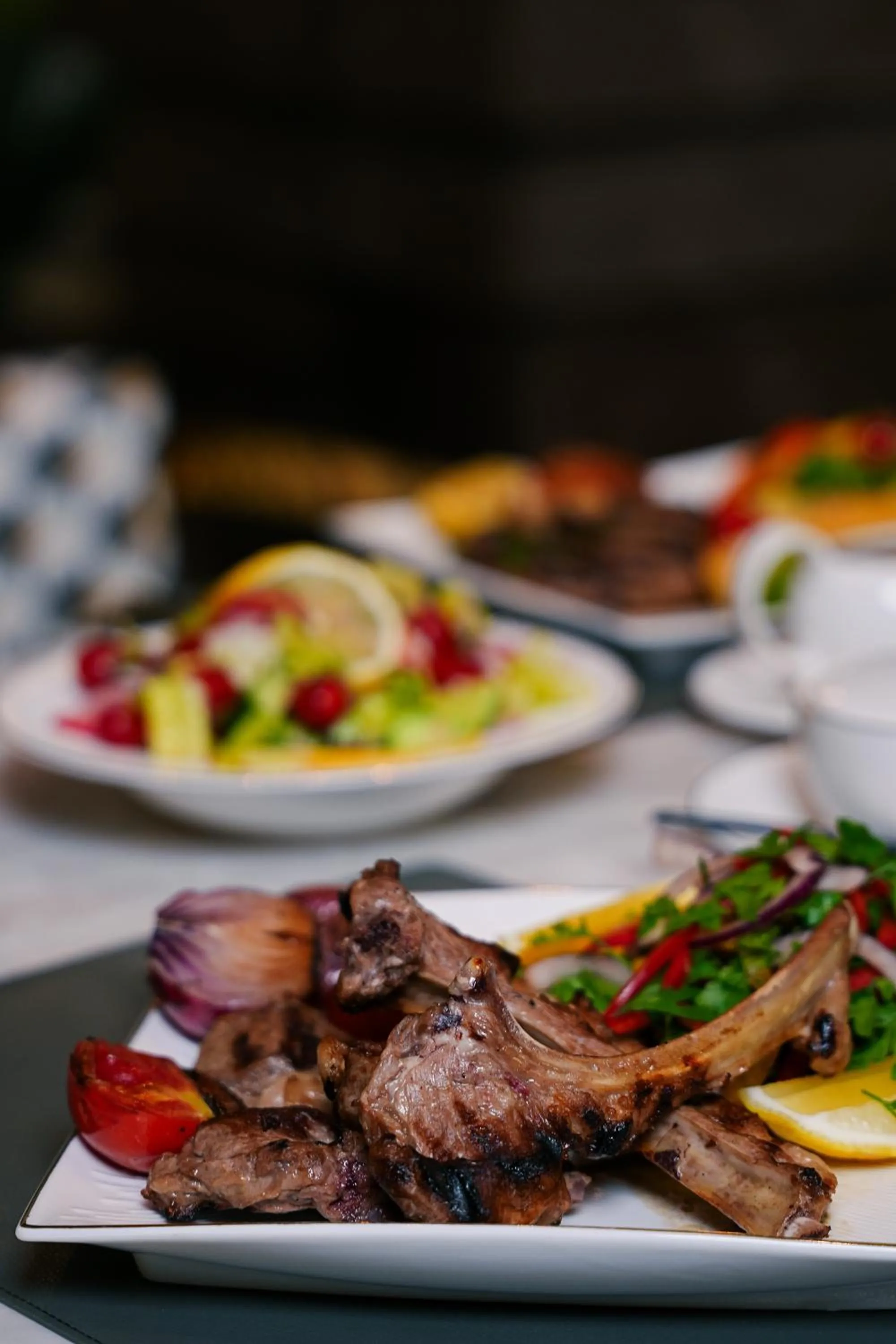 Restaurant/places to eat in Helmond Hotel