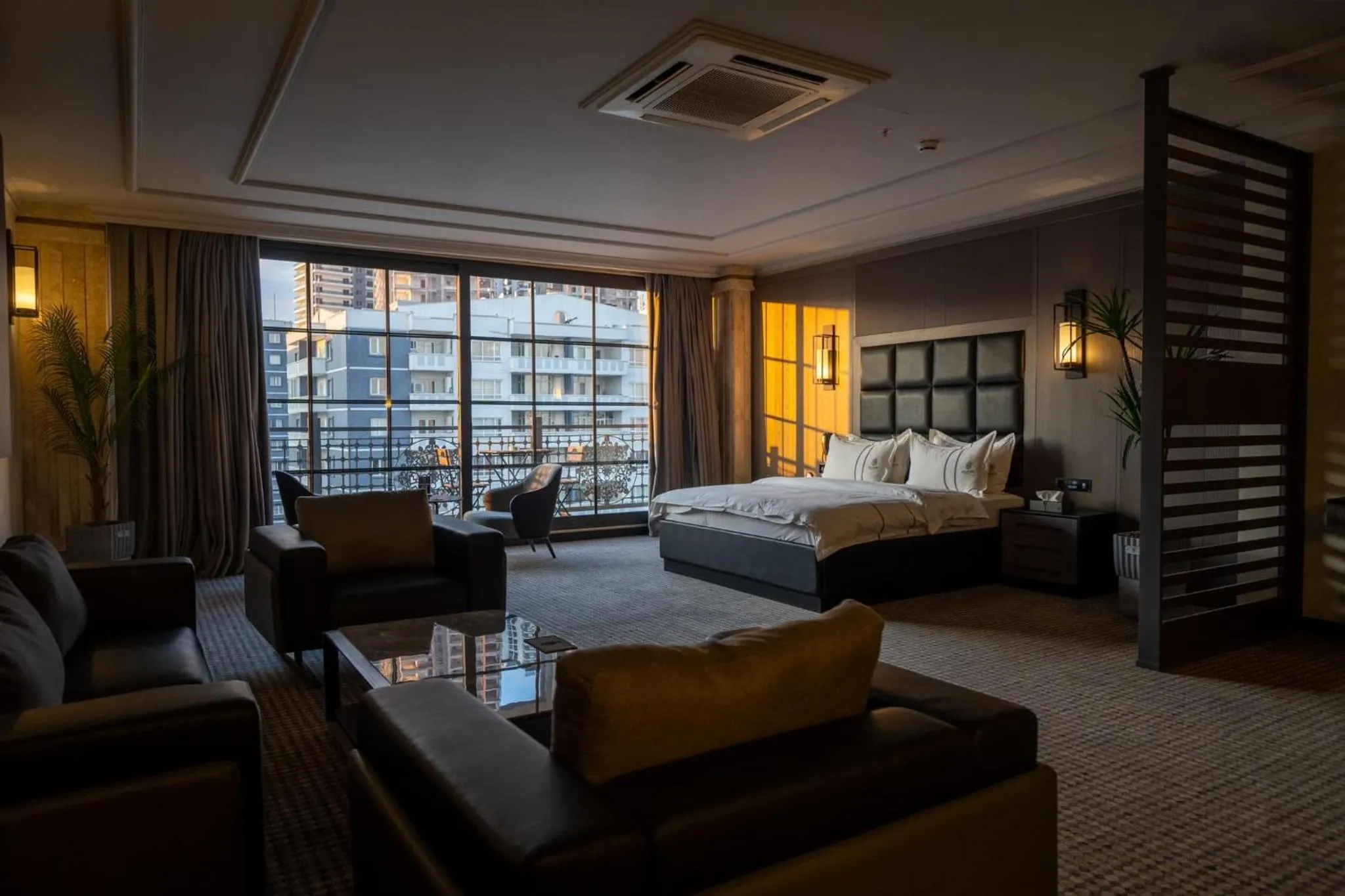 Photo of the whole room, Bed in Helmond Hotel