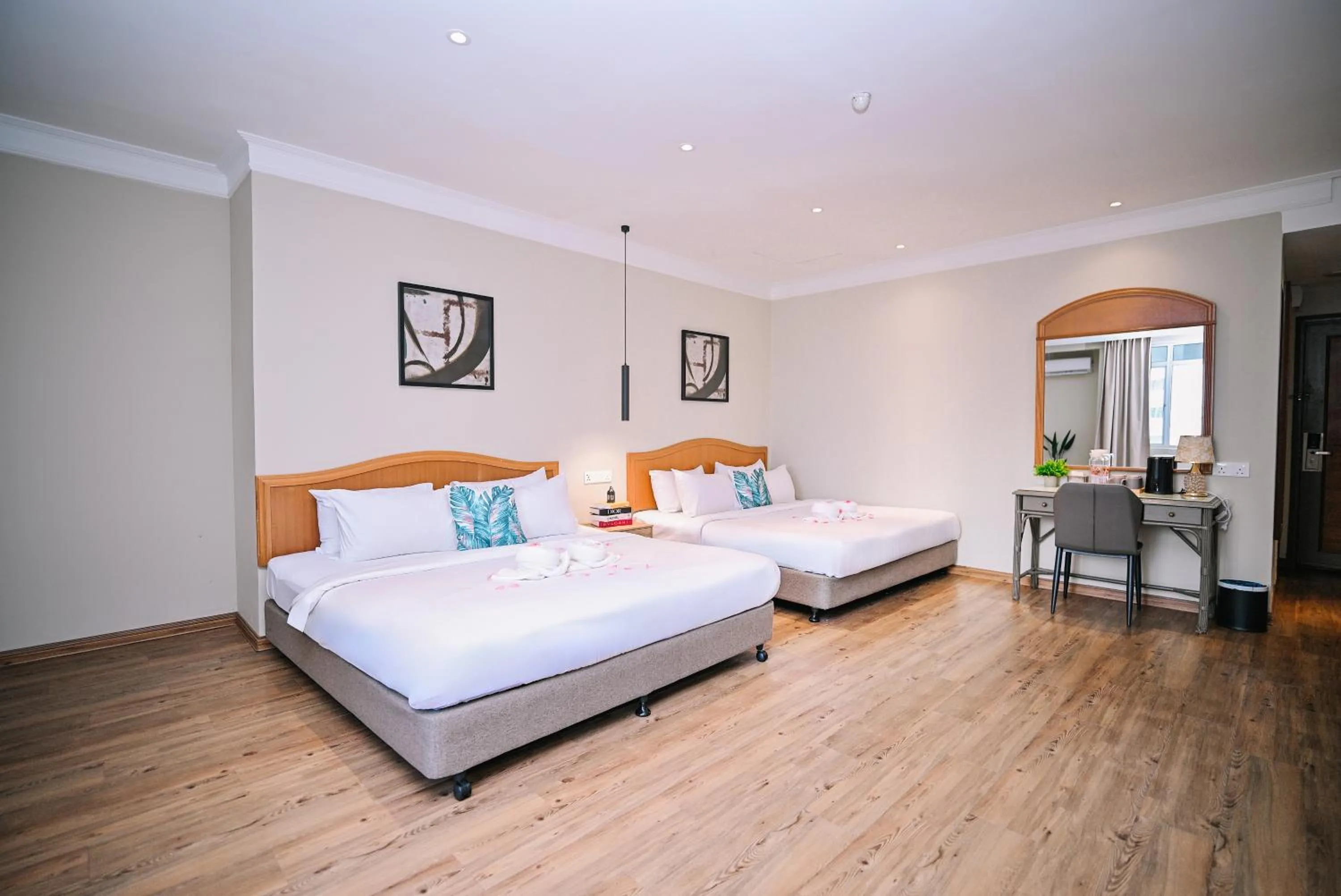 Bedroom, Bed in Kingston Hotel 11 - PWTC, KL