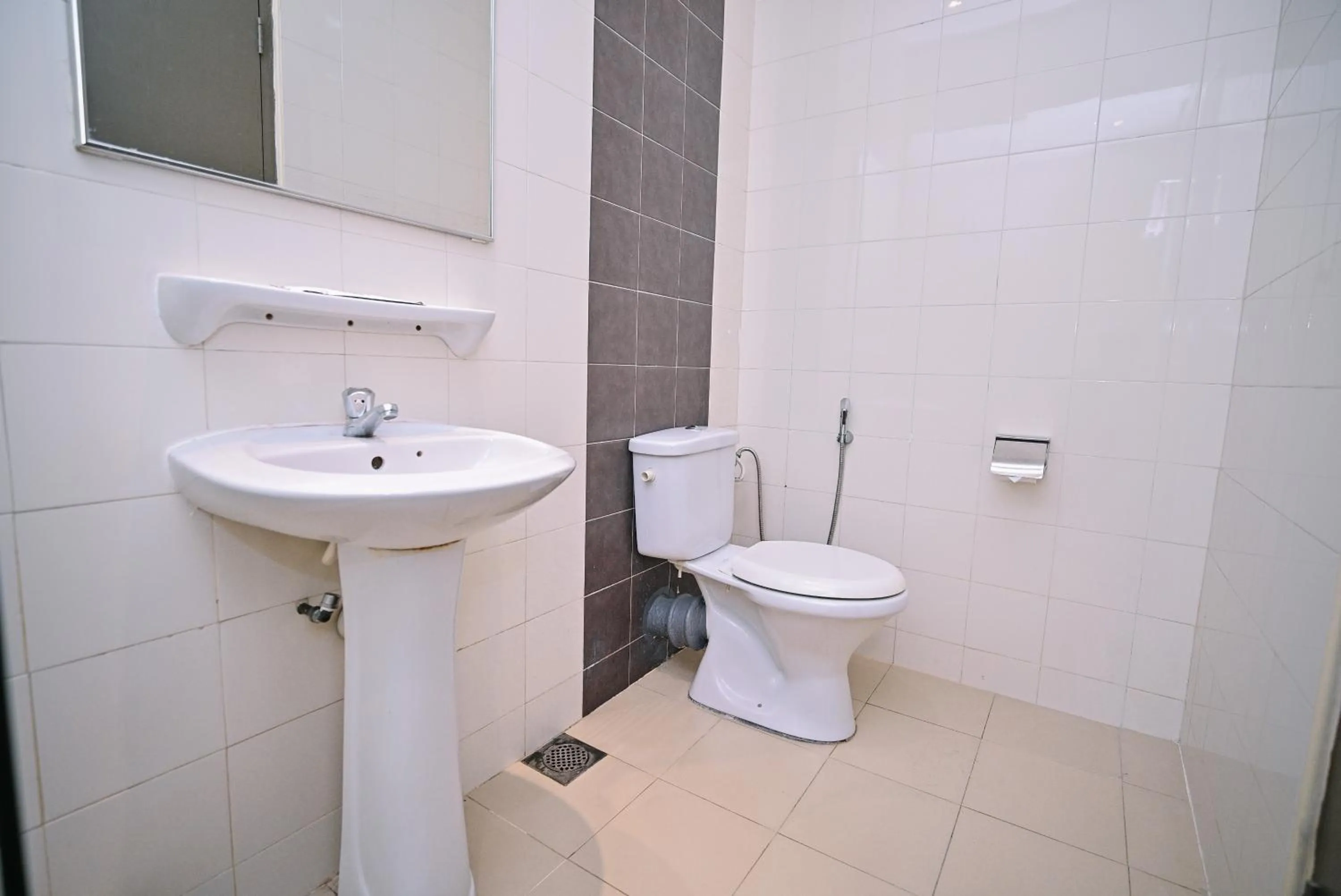 Toilet in Kingston Hotel 11 - PWTC, KL