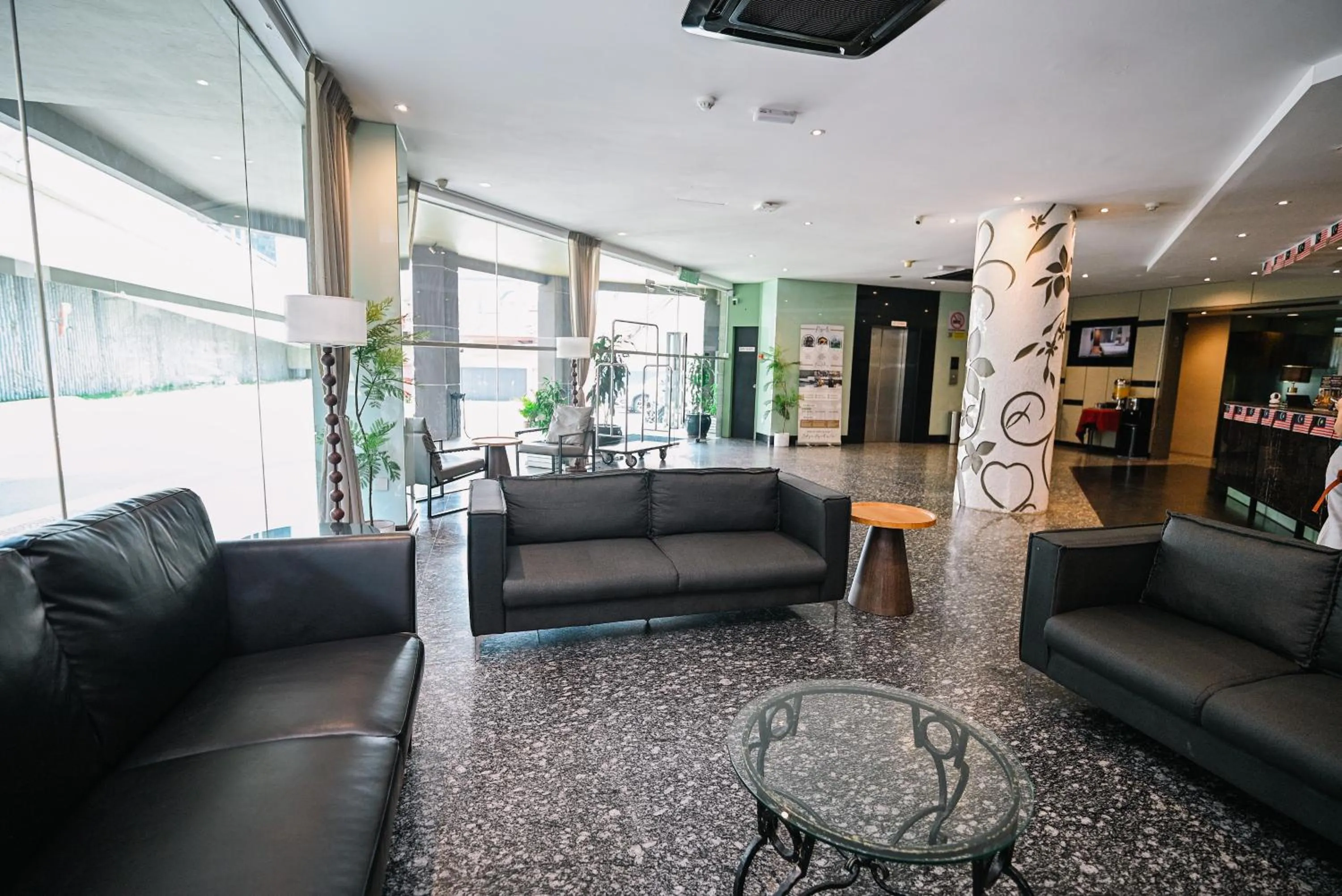 Seating area in Kingston Hotel 11 - PWTC, KL