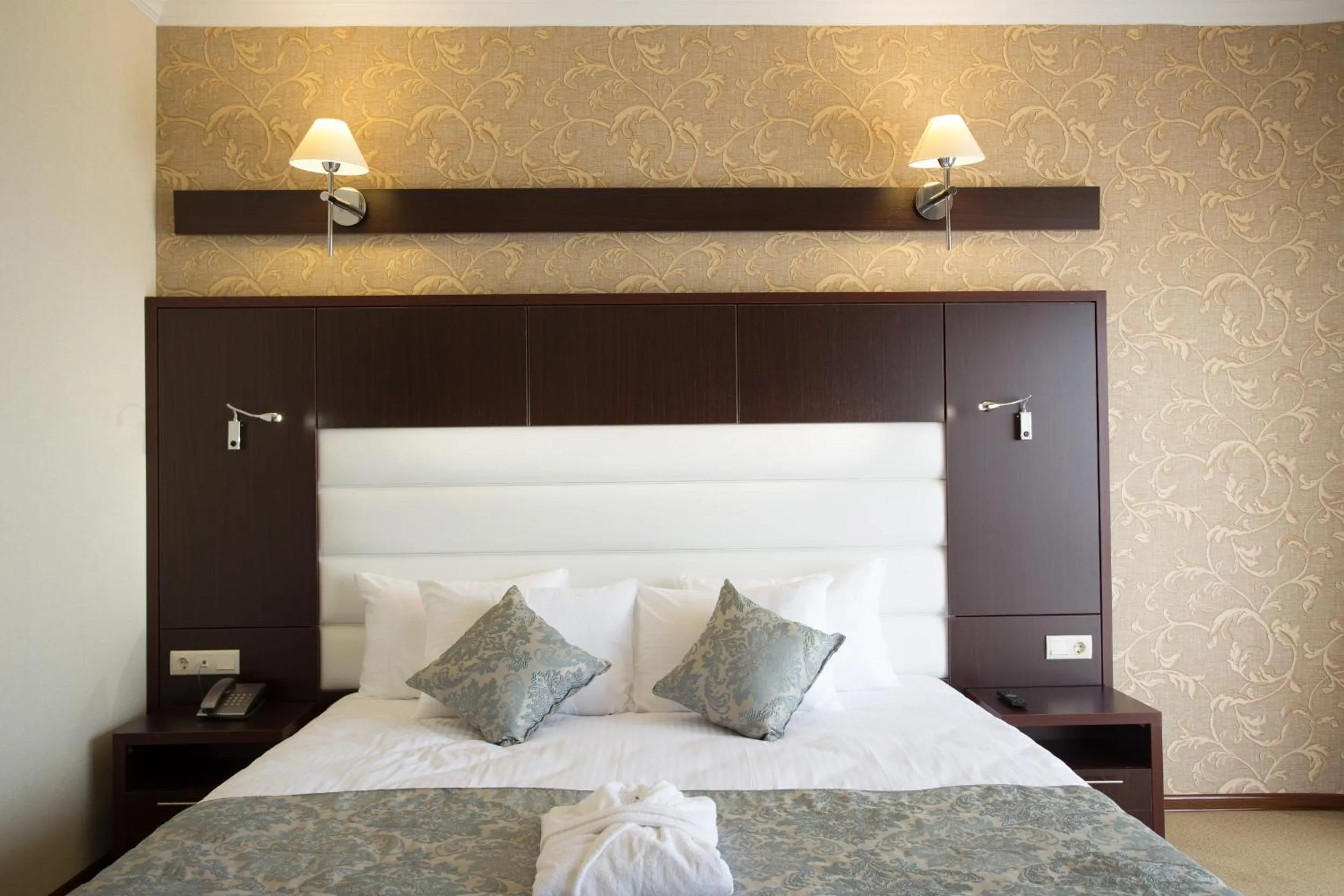 Bedroom, Bed in Hotel Astoria Tbilisi