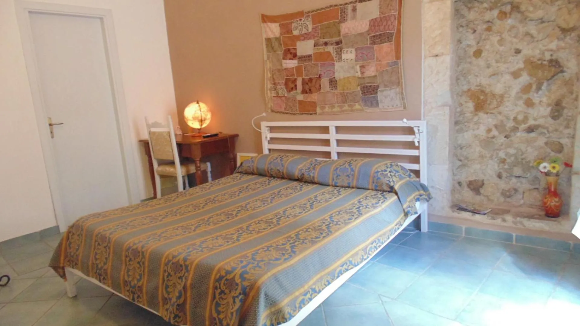 Bed in B&B Spiraglio