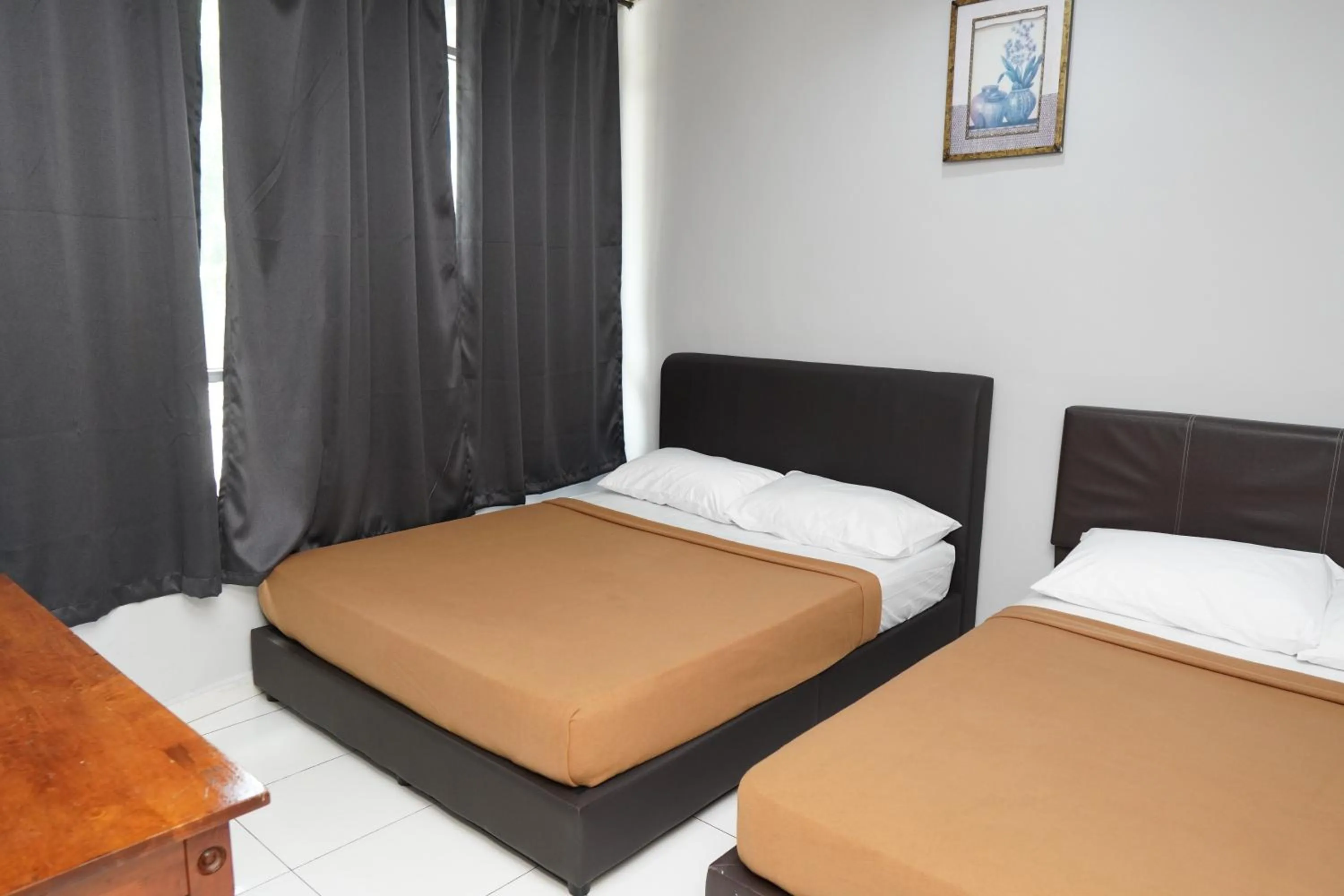 View (from property/room), Bed in Hotel Sixty Nine