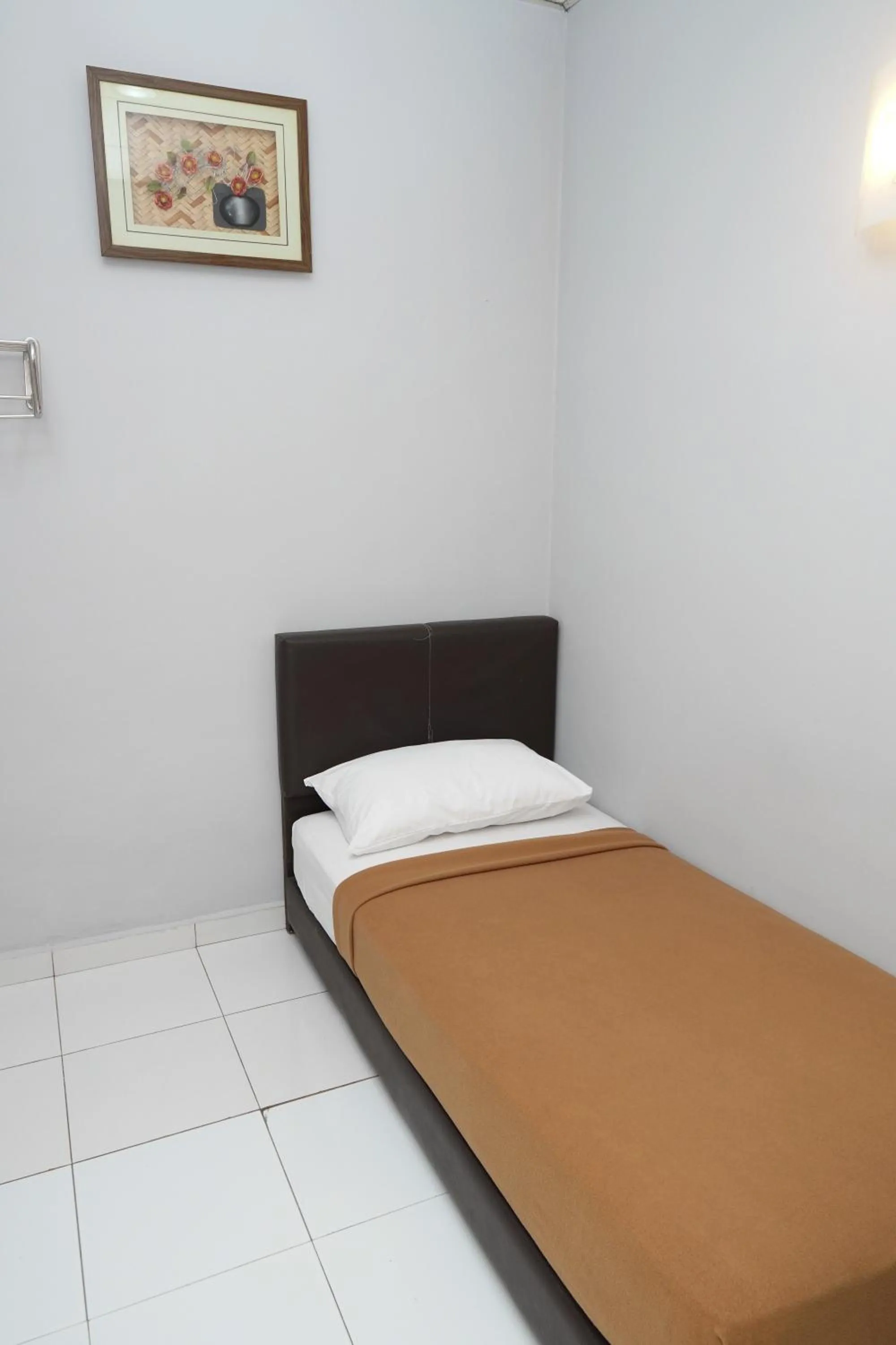 View (from property/room), Bed in Hotel Sixty Nine