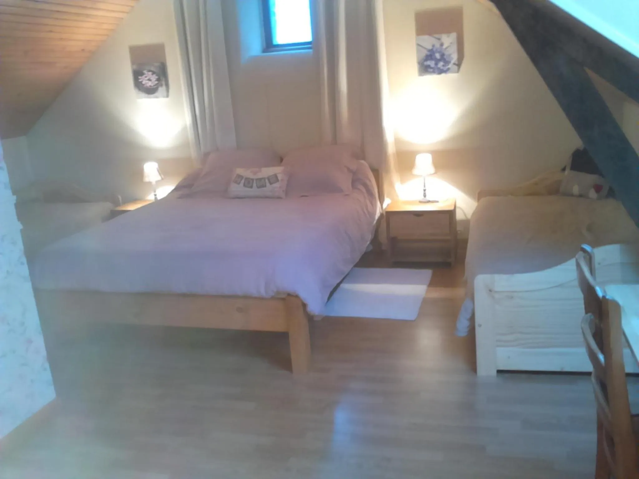 Bedroom, Bed in La P'tit' Fugue