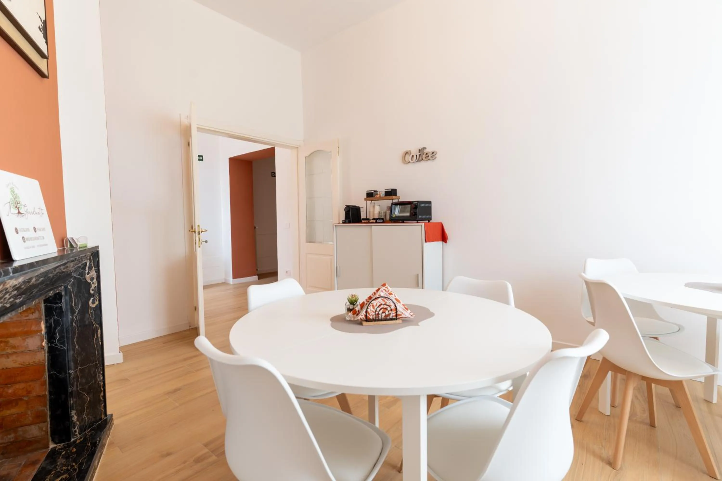 Restaurant/places to eat in Il Giardinetto Guest House