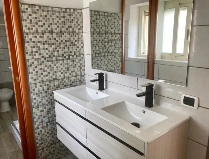 Bathroom in B&B Villa Rosa Angrisano