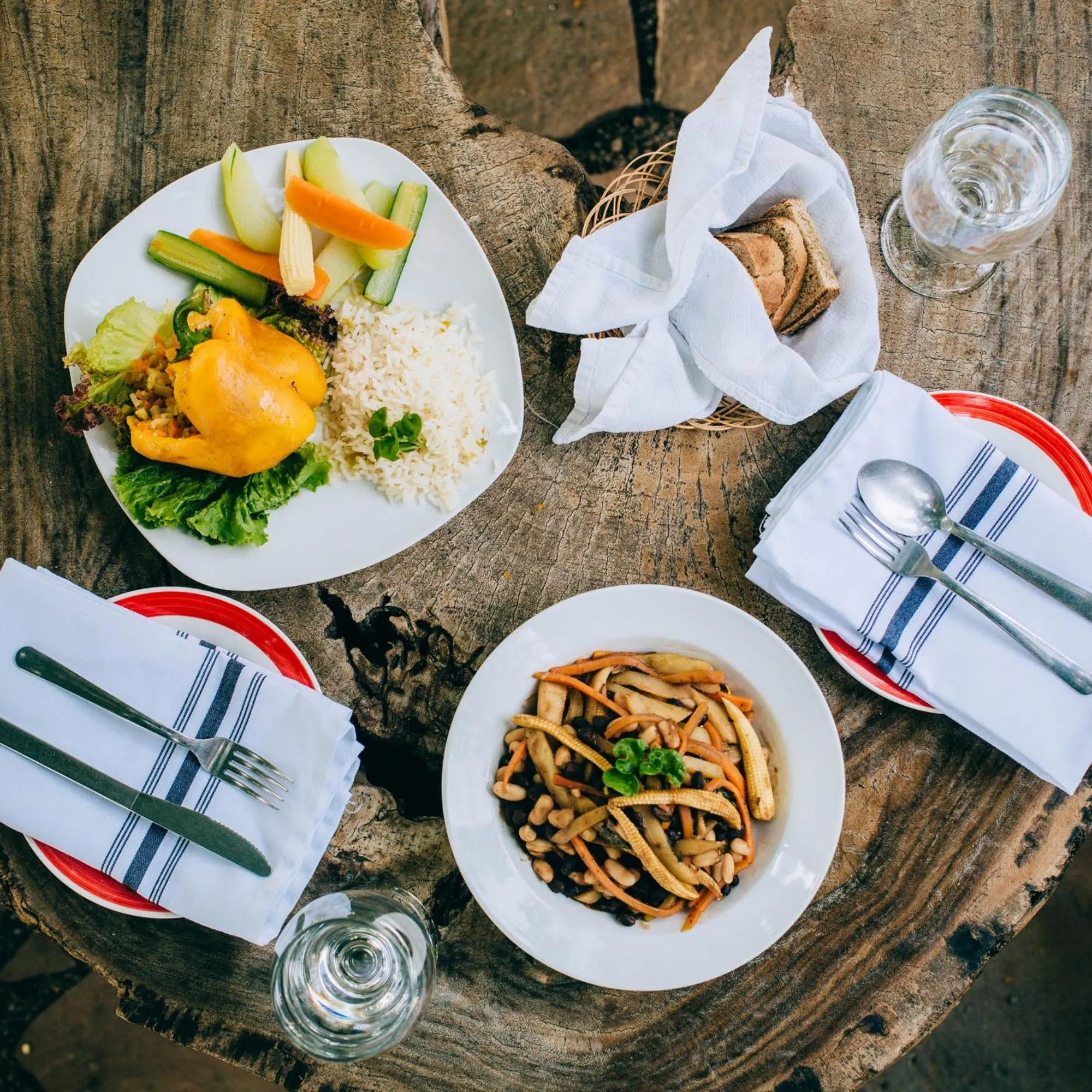 Restaurant/places to eat in Isleta El Espino Ecolodge