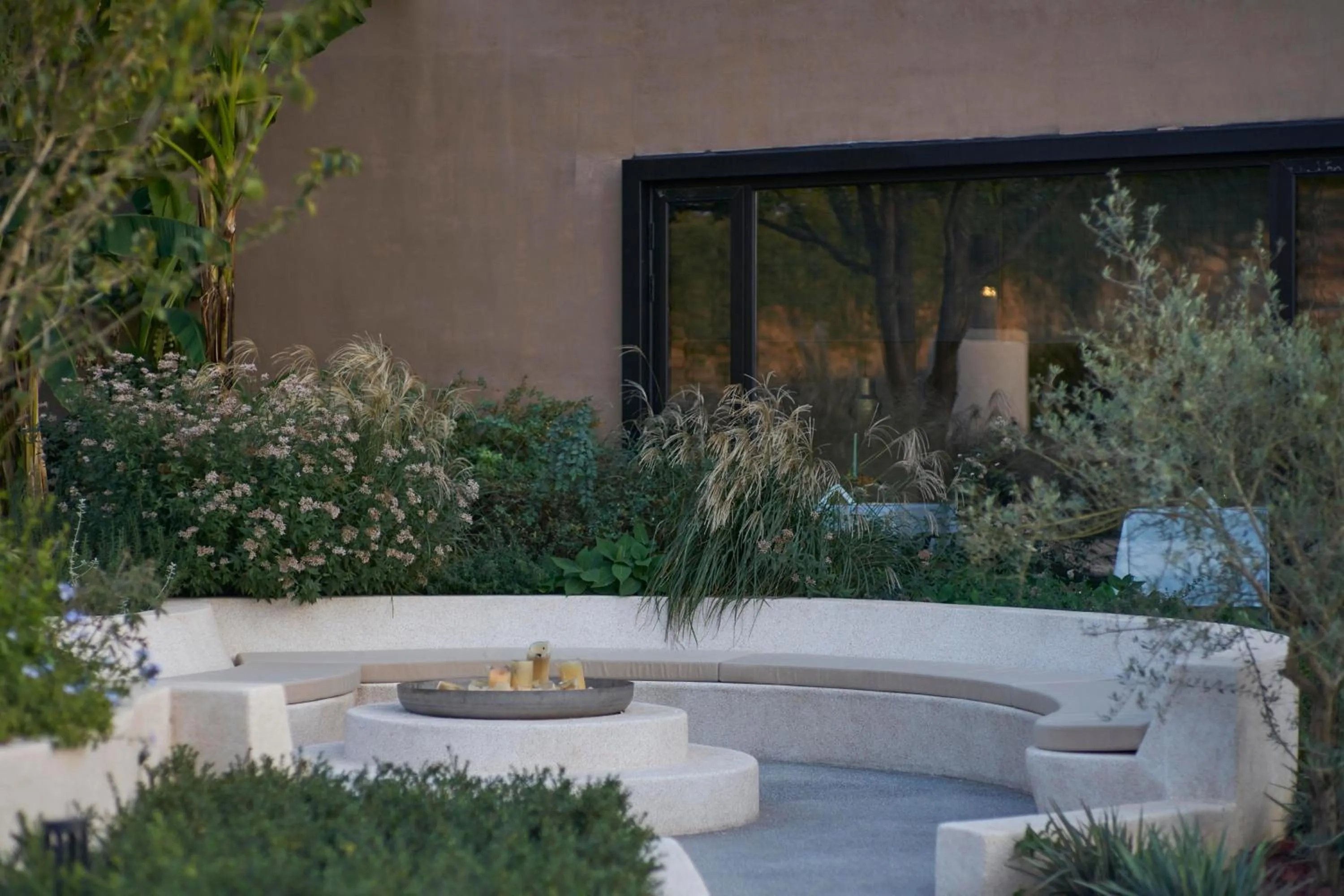 Inner courtyard view in Anji ke gamer wild luxury Resort villa