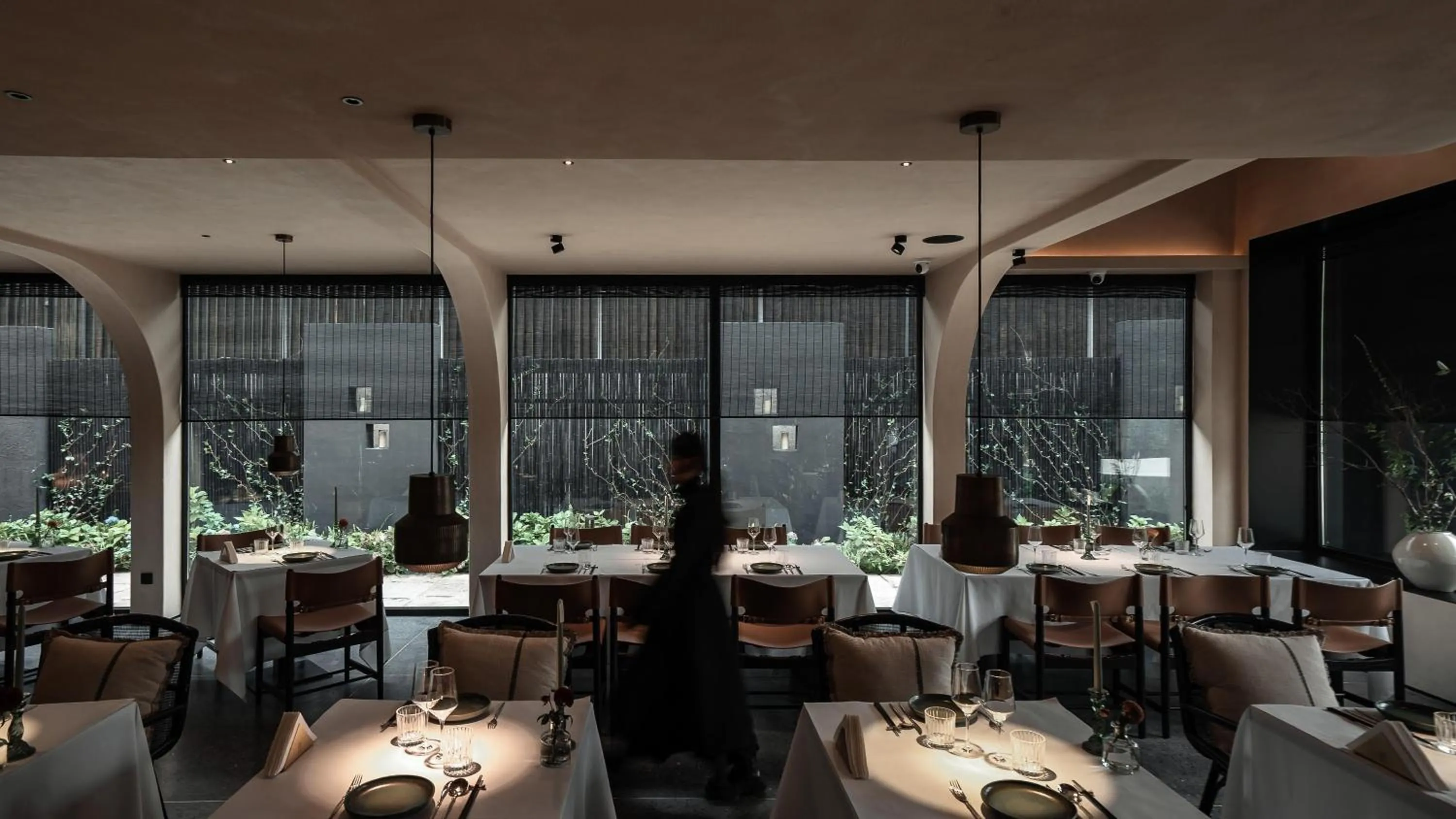 Restaurant/places to eat in Anji ke gamer wild luxury Resort villa