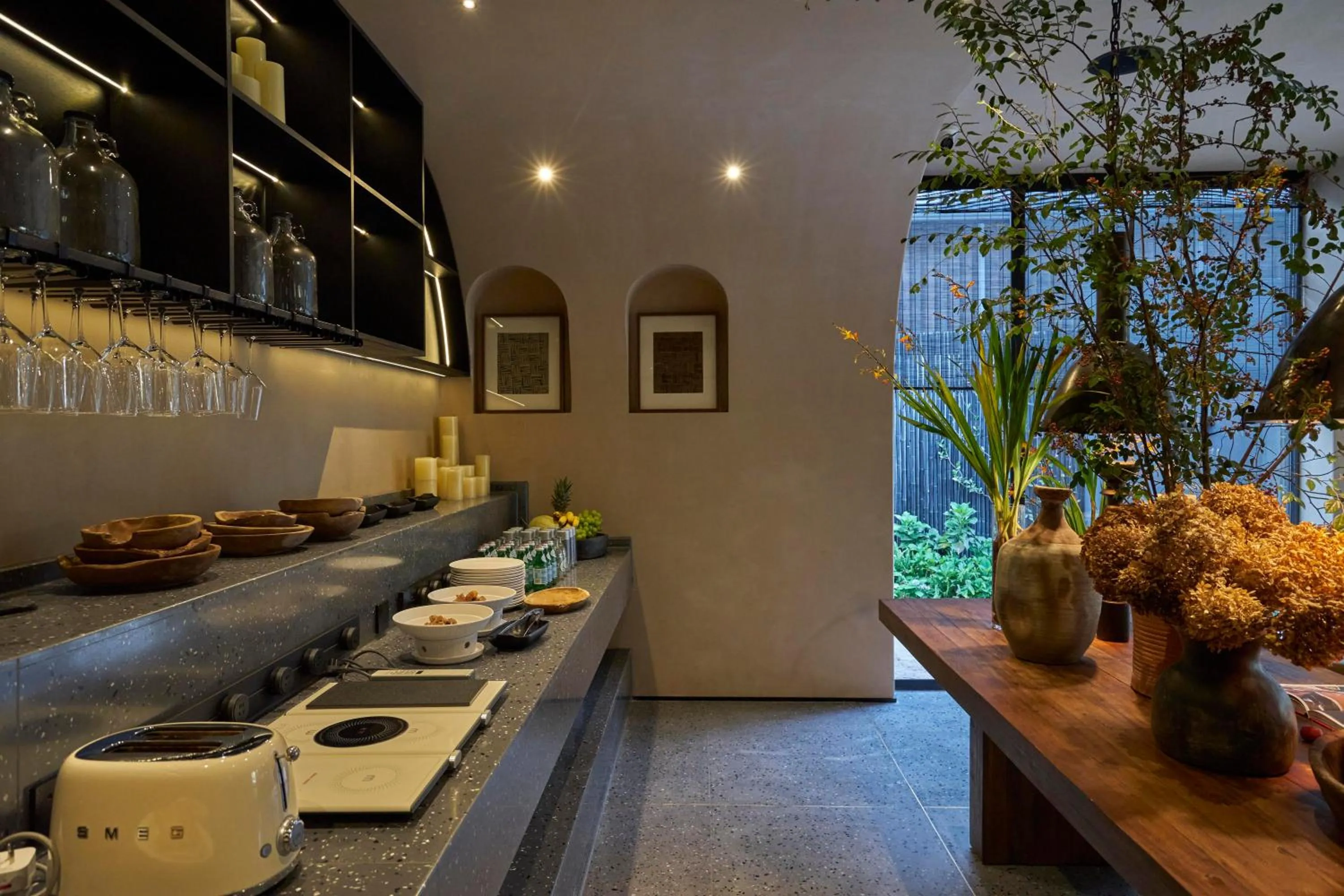 Breakfast in Anji ke gamer wild luxury Resort villa