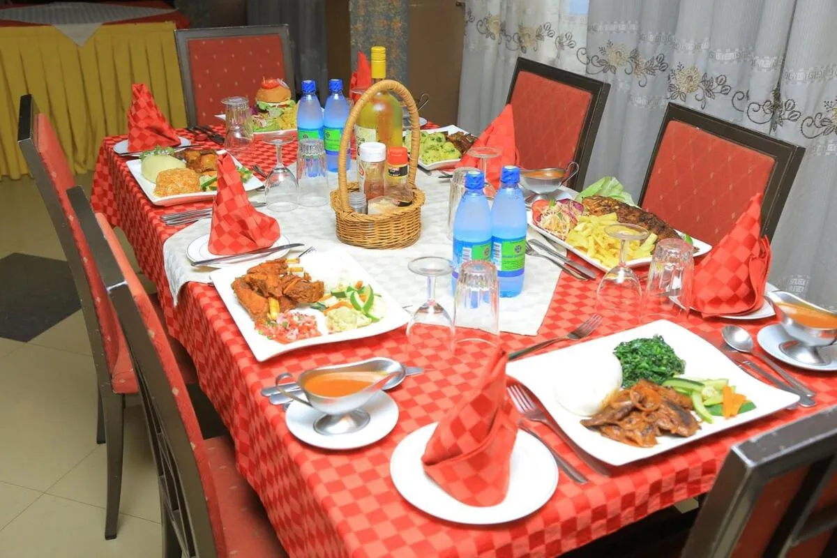 Food in Holiday Express Hotel Kampala