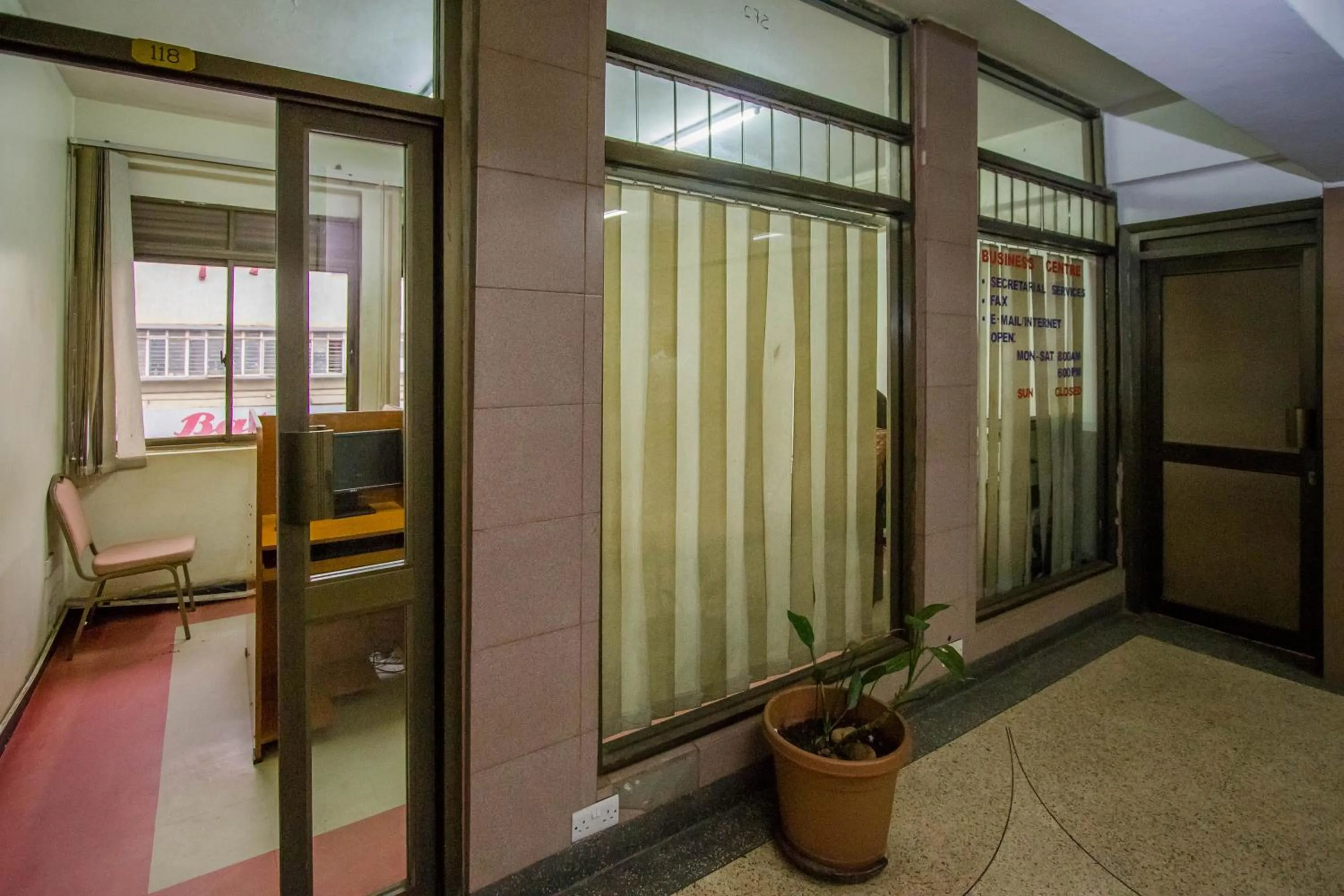 Business facilities in Holiday Express Hotel Kampala